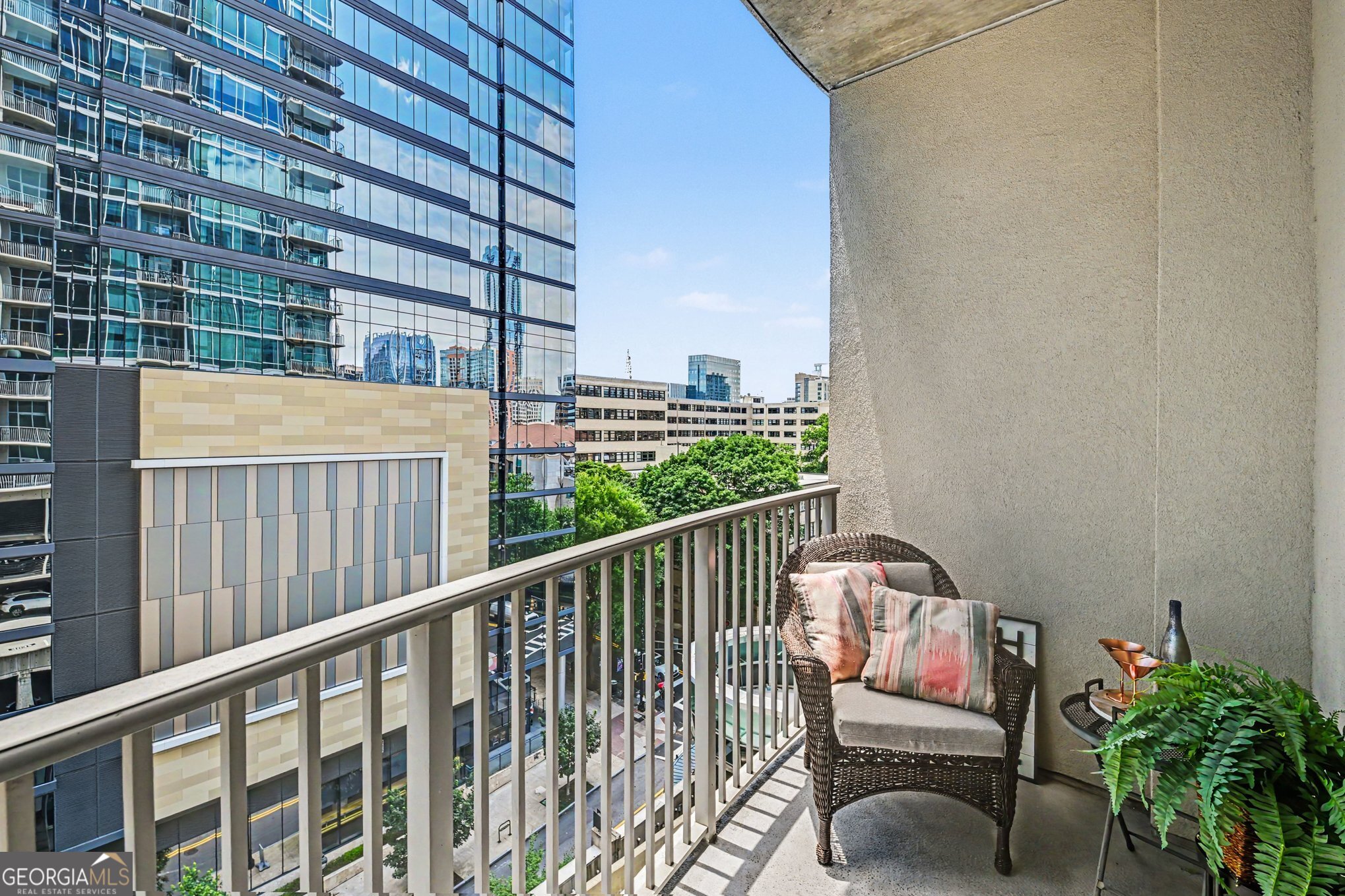 923 Peachtree Street Ne # 825 Property Photo 8