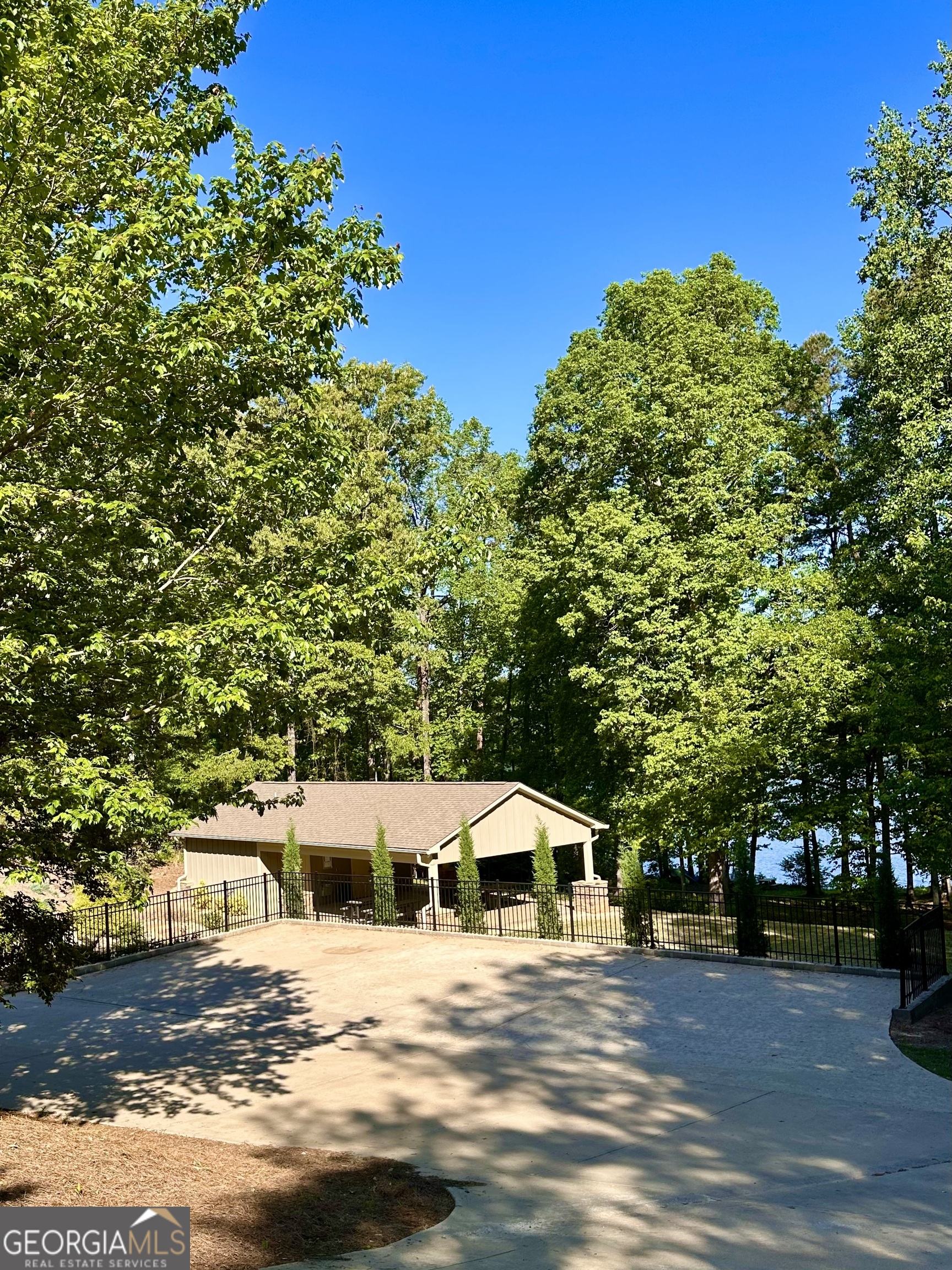564 Bear Creek Lane Property Photo 12