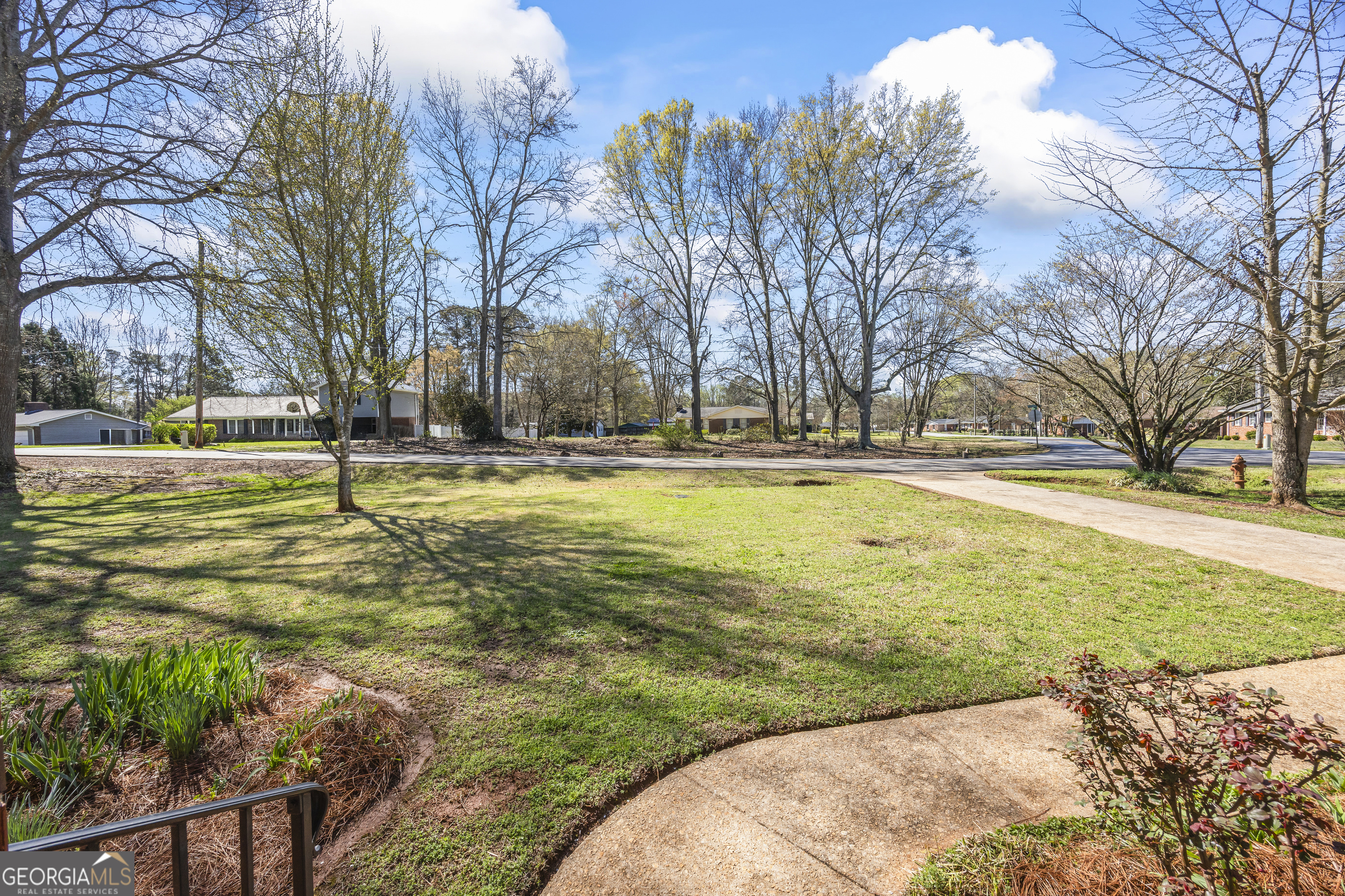 131 Roosevelt Boulevard Property Photo 11