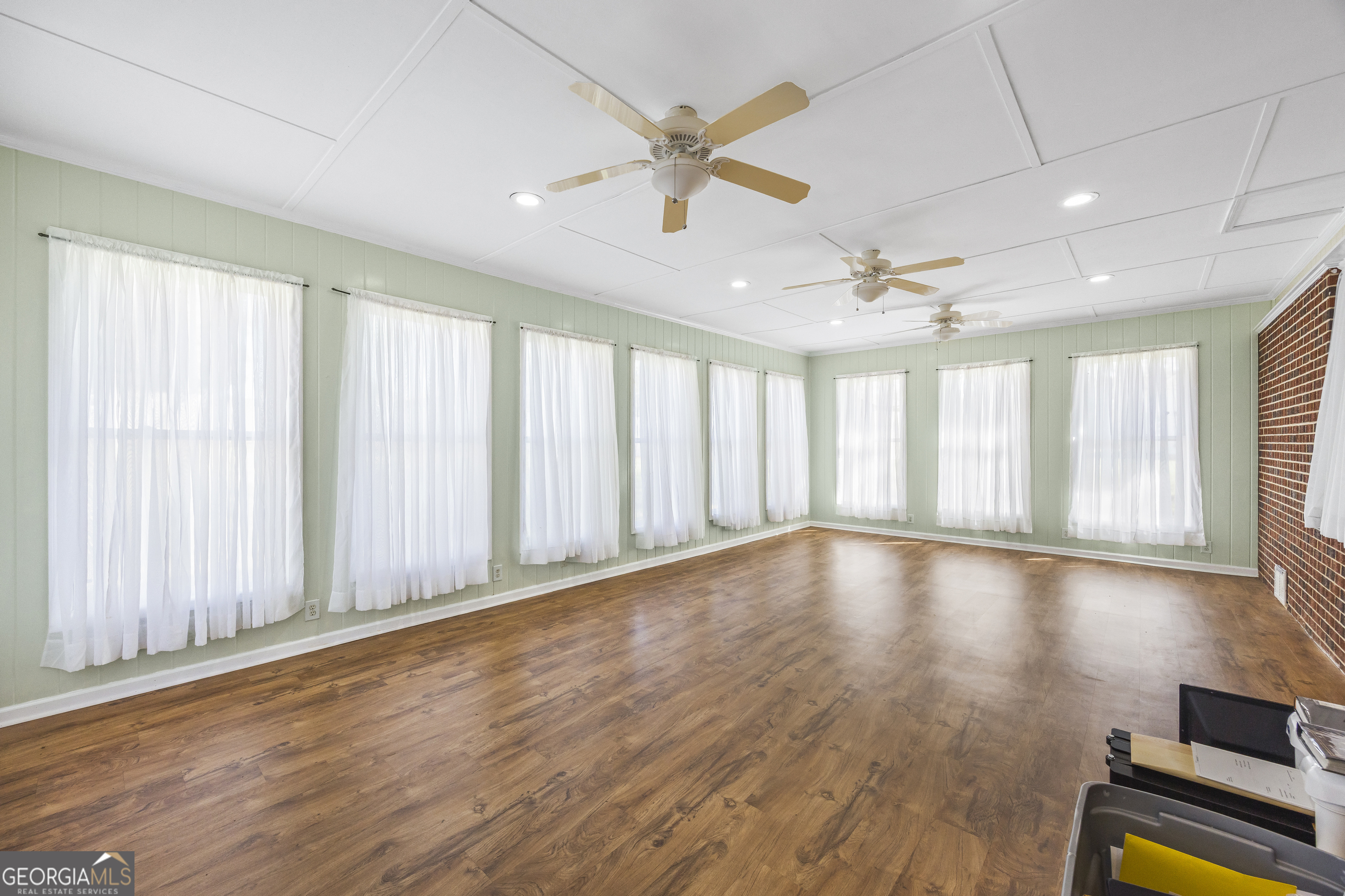 131 Roosevelt Boulevard Property Photo 28