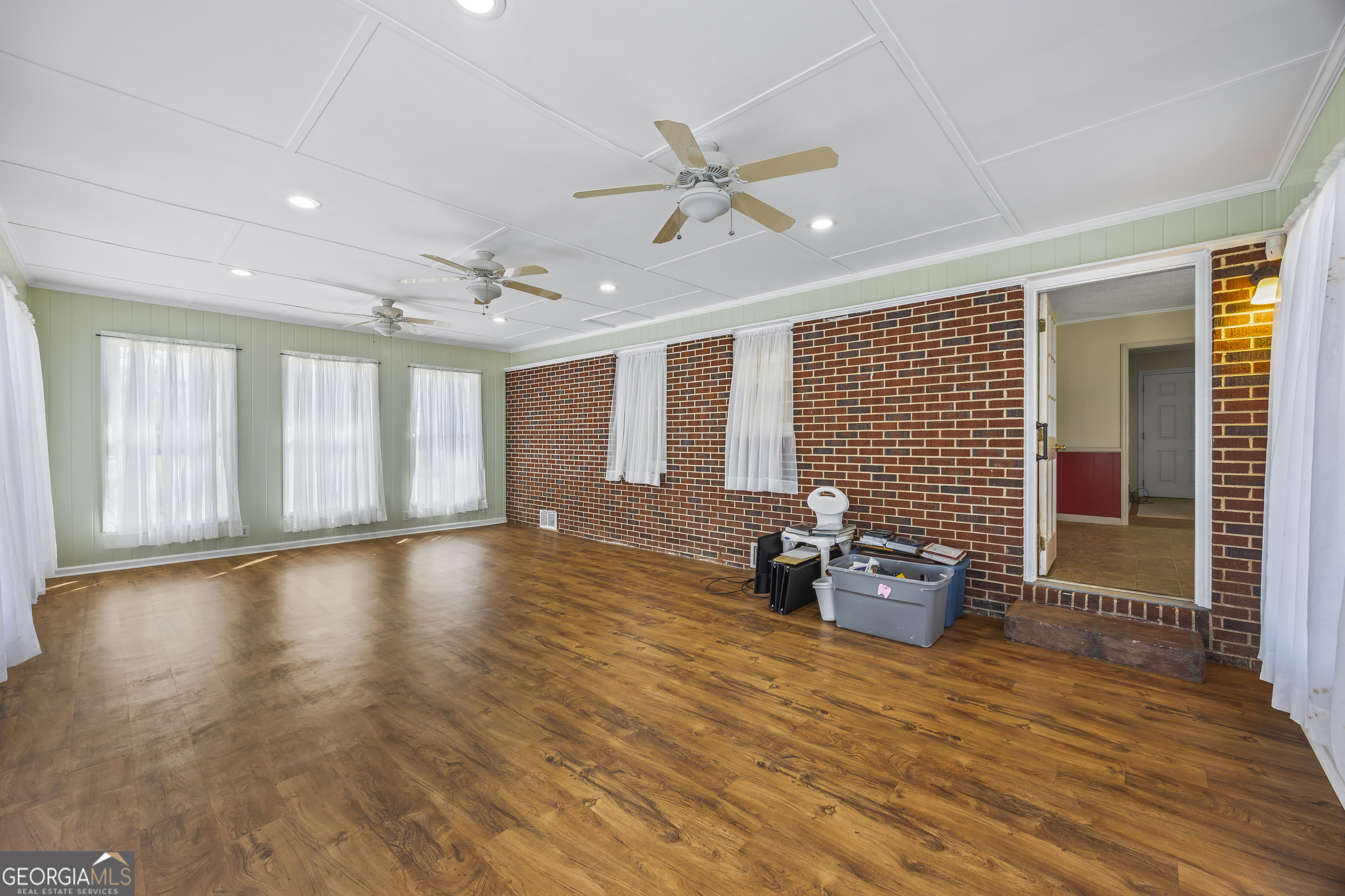 131 Roosevelt Boulevard Property Photo 29