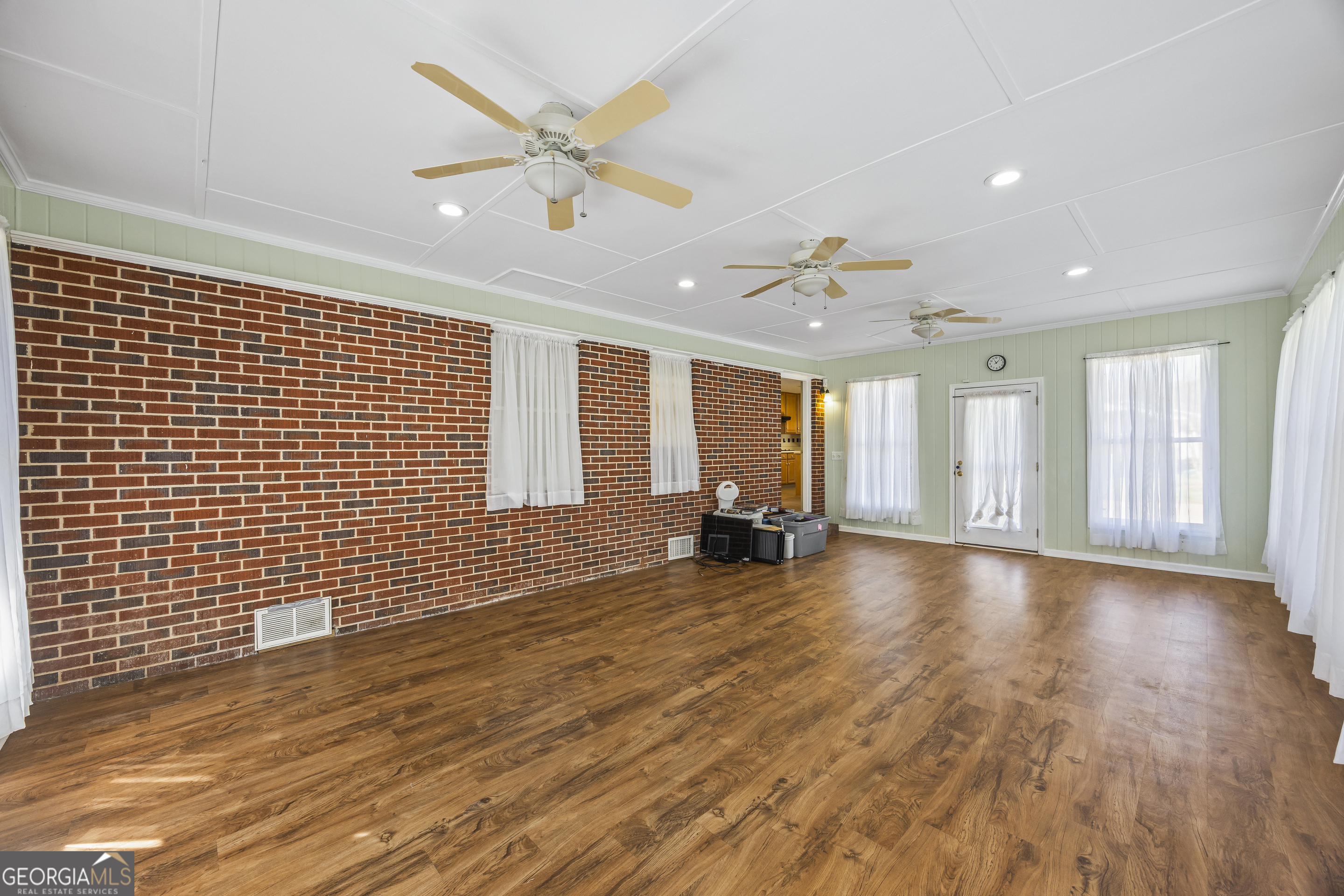 131 Roosevelt Boulevard Property Photo 30