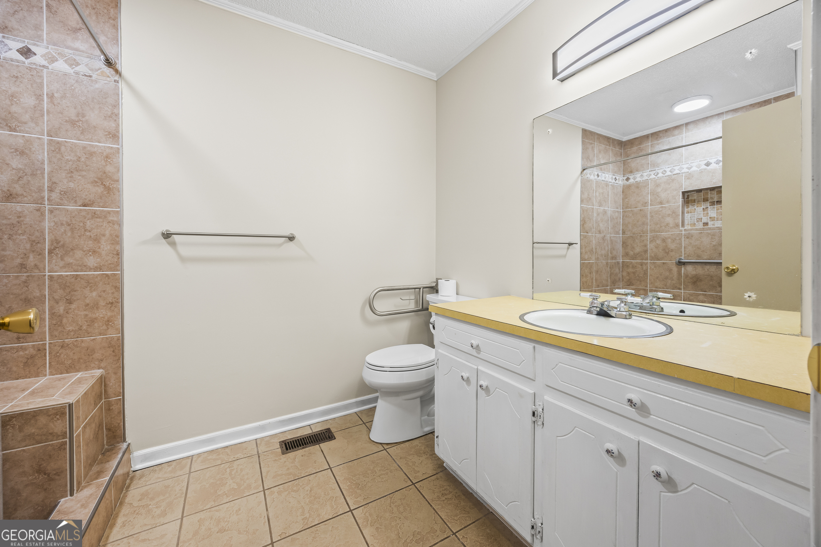 131 Roosevelt Boulevard Property Photo 37