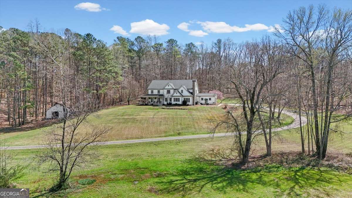 1828 Austin Bridge Road Property Photo 1