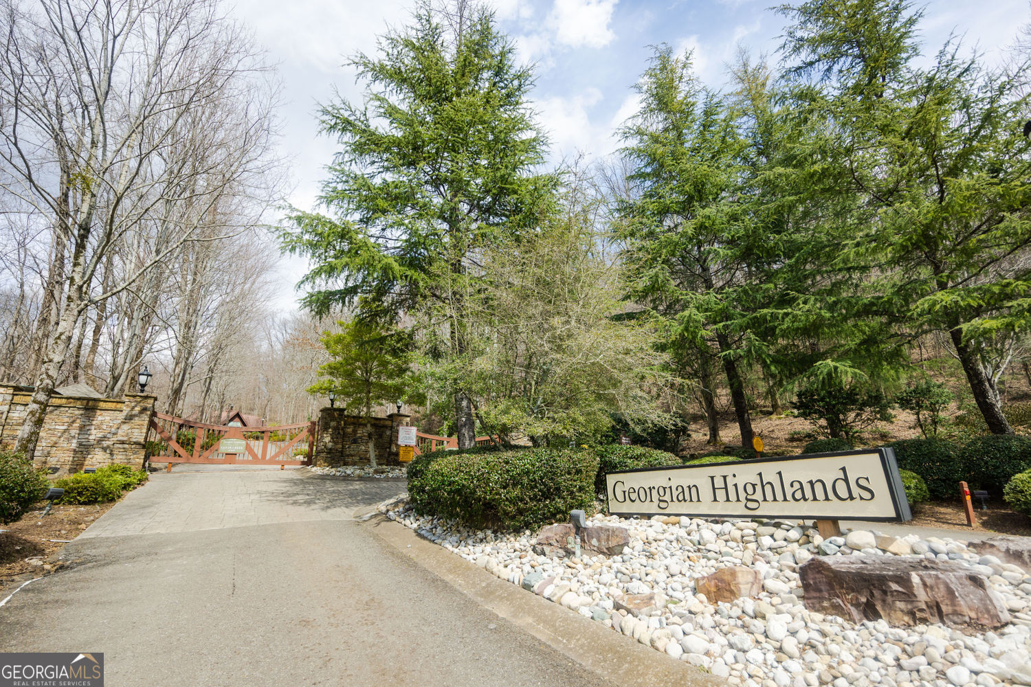 22 Andes Ridge Property Photo 5