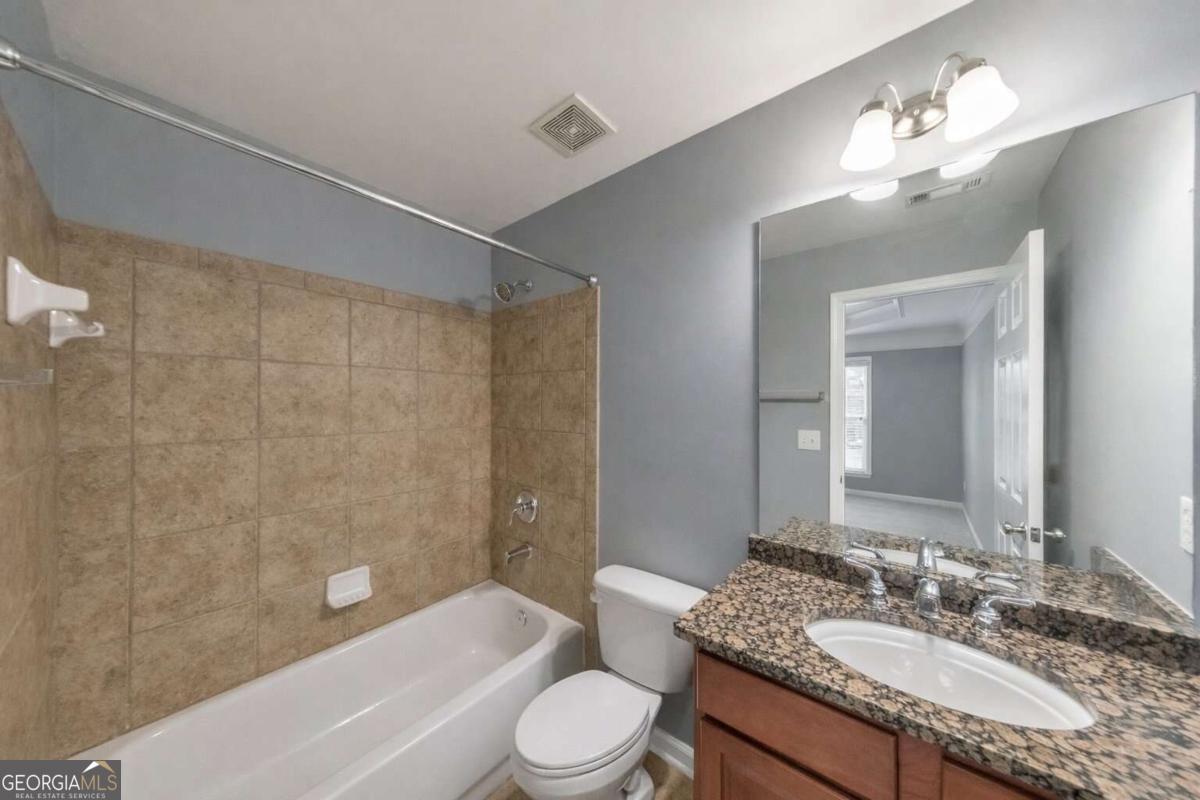 3363 Cumberland Club Drive # 16 Property Photo 32