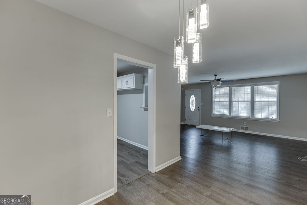 206 College Circle Property Photo 12