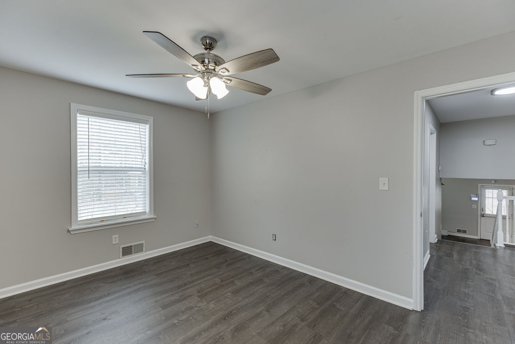 206 College Circle Property Photo 21