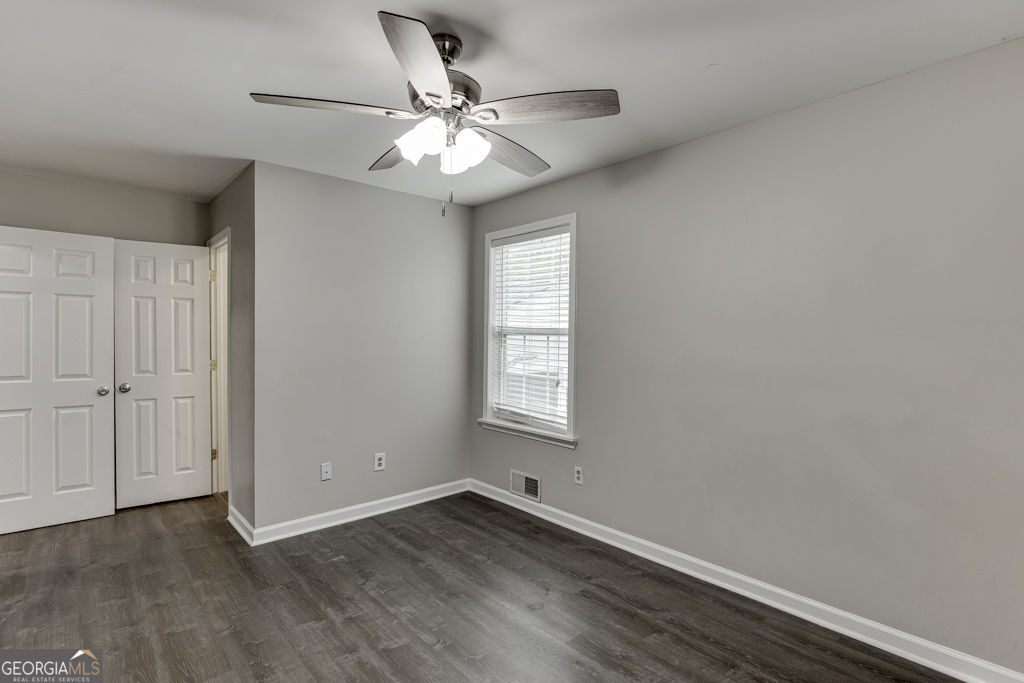 206 College Circle Property Photo 25