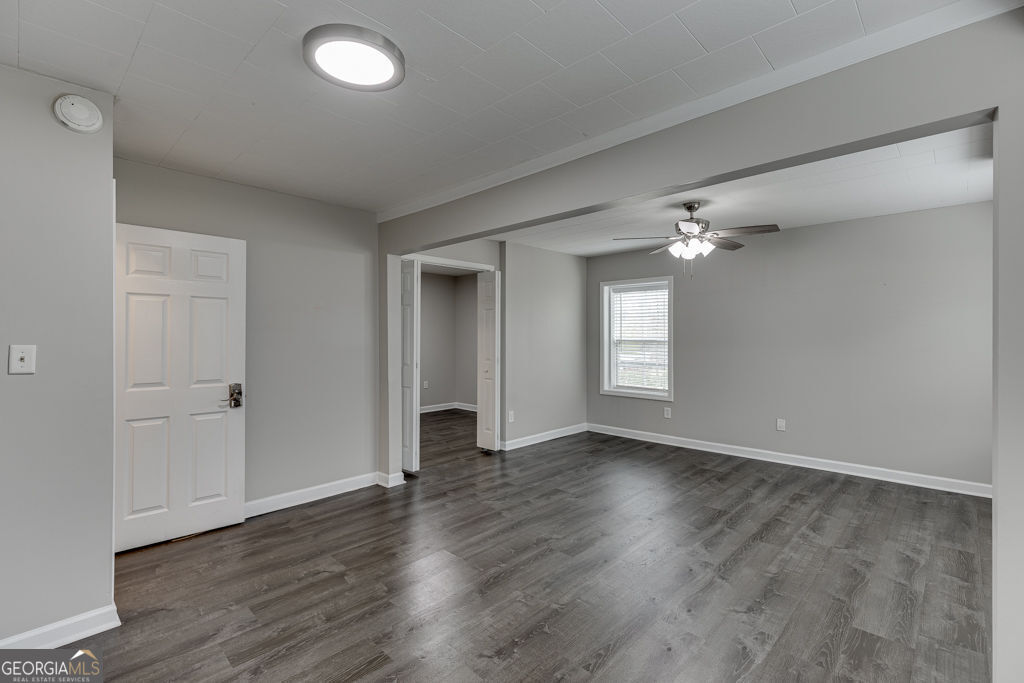 206 College Circle Property Photo 29