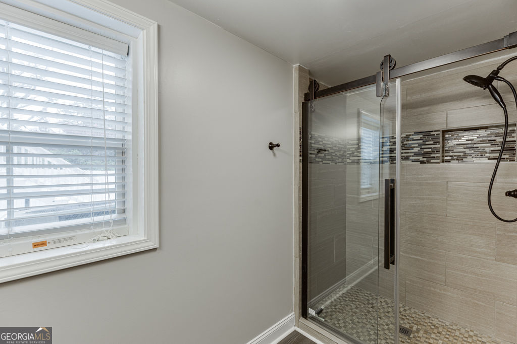 206 College Circle Property Photo 36