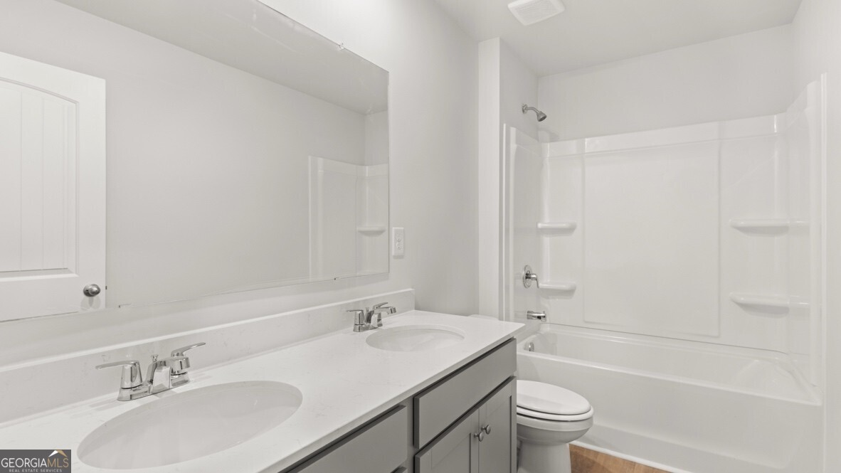 530 Hampton Terrace Property Photo 33