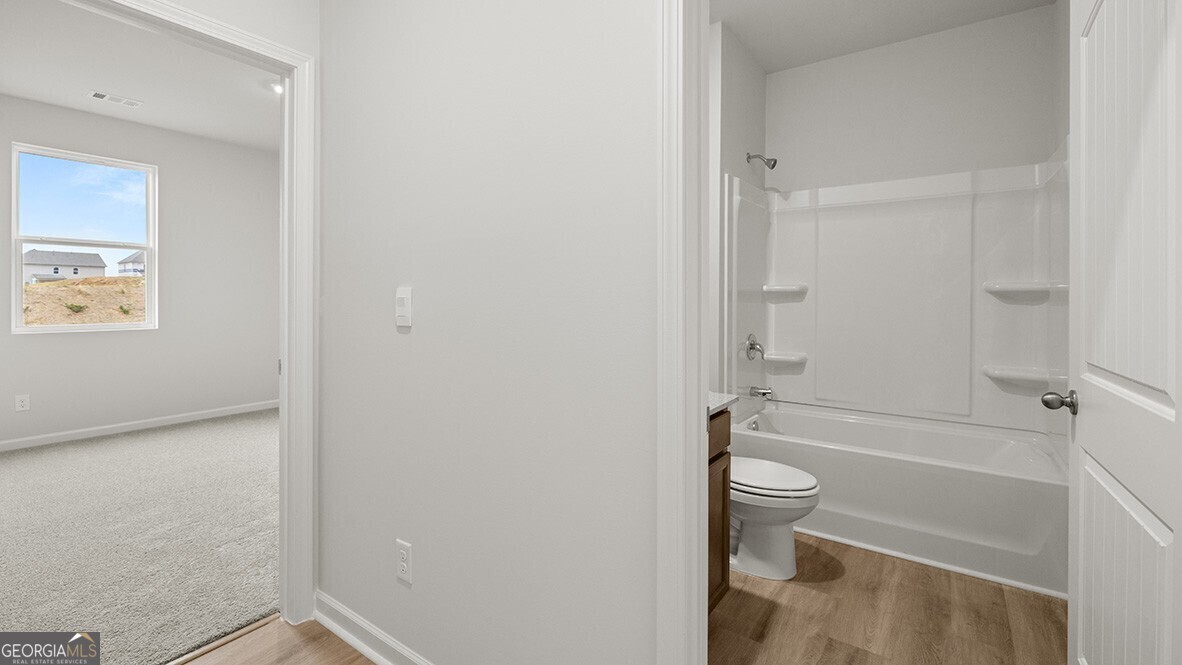 529 Hampton Terrace Property Photo 16