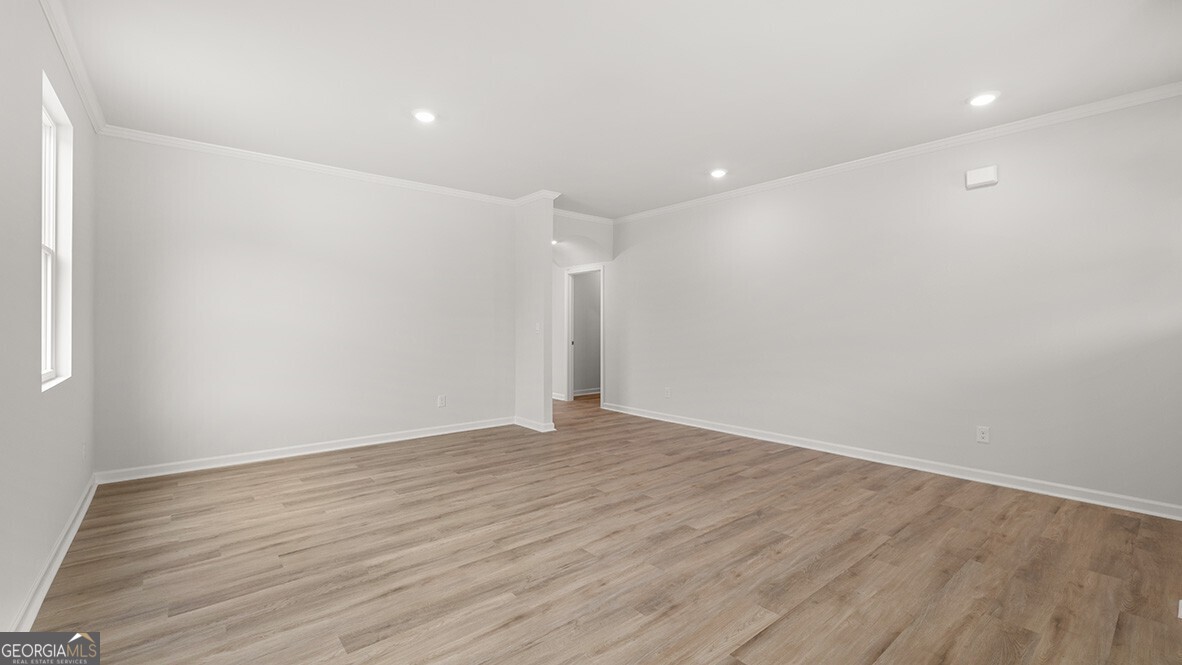 517 Hampton Terrace Property Photo 3
