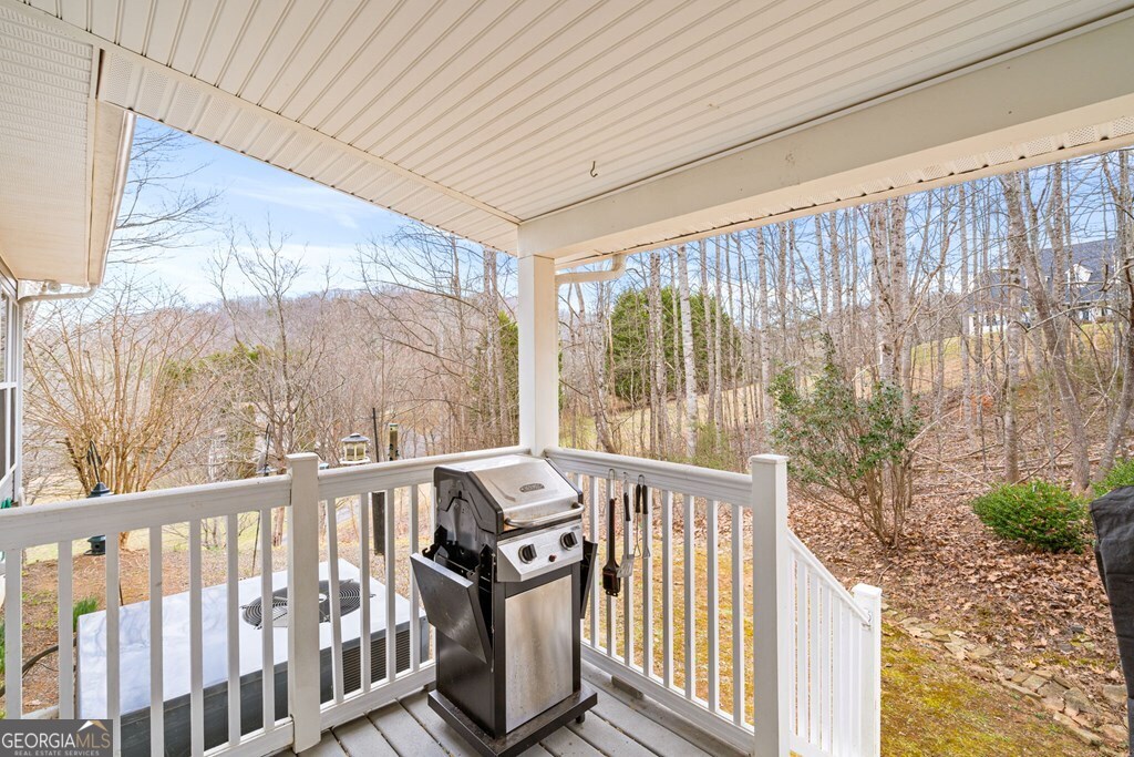 295 White Oak Drive Property Photo 35