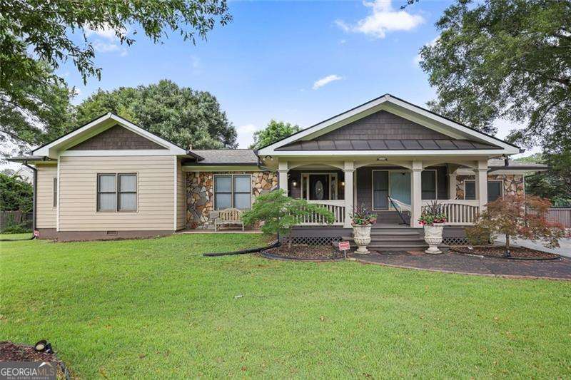 1665 Cunningham Road Sw Property Photo 1