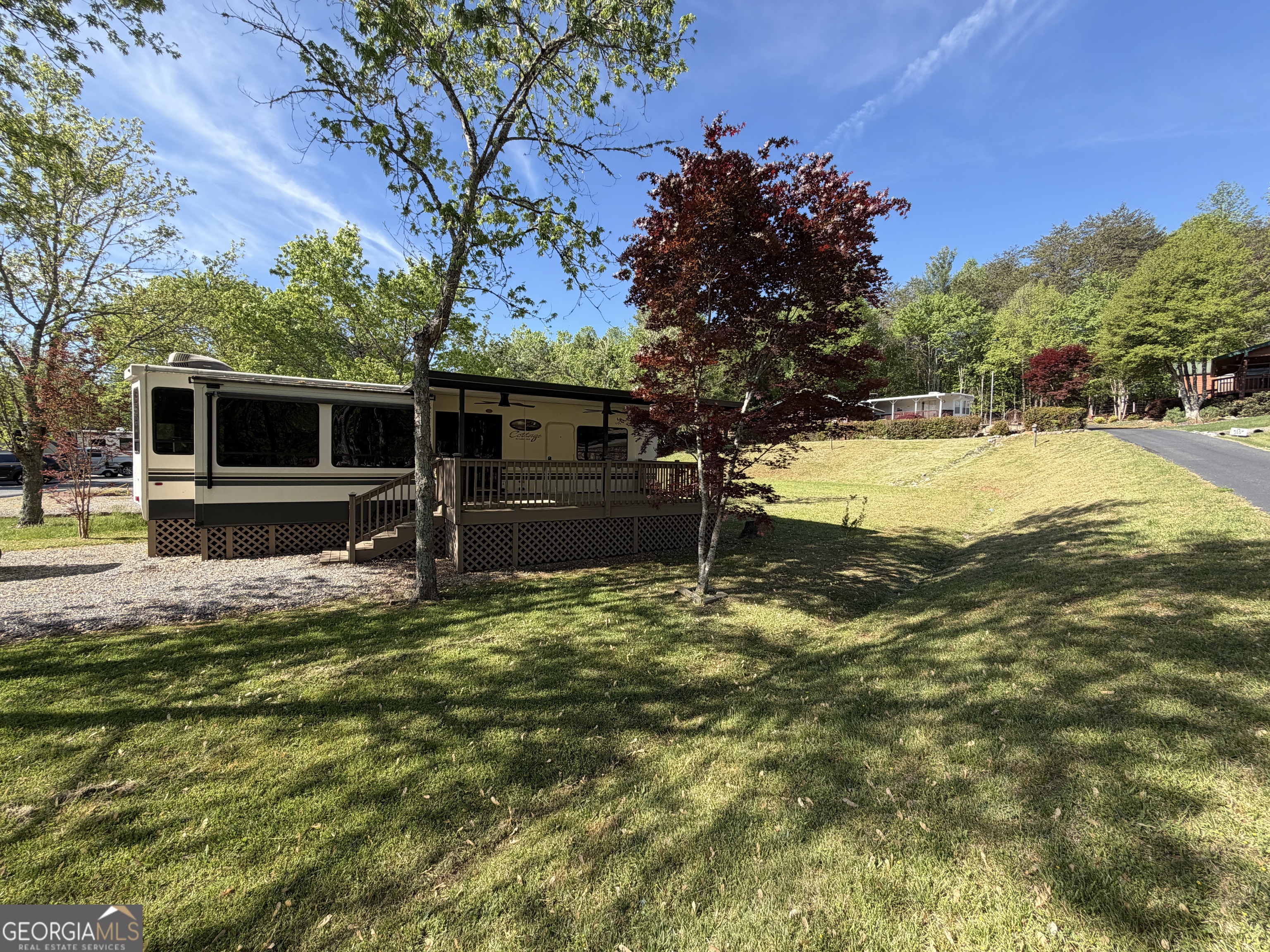 94 Bridge Loop Drive Property Photo 8
