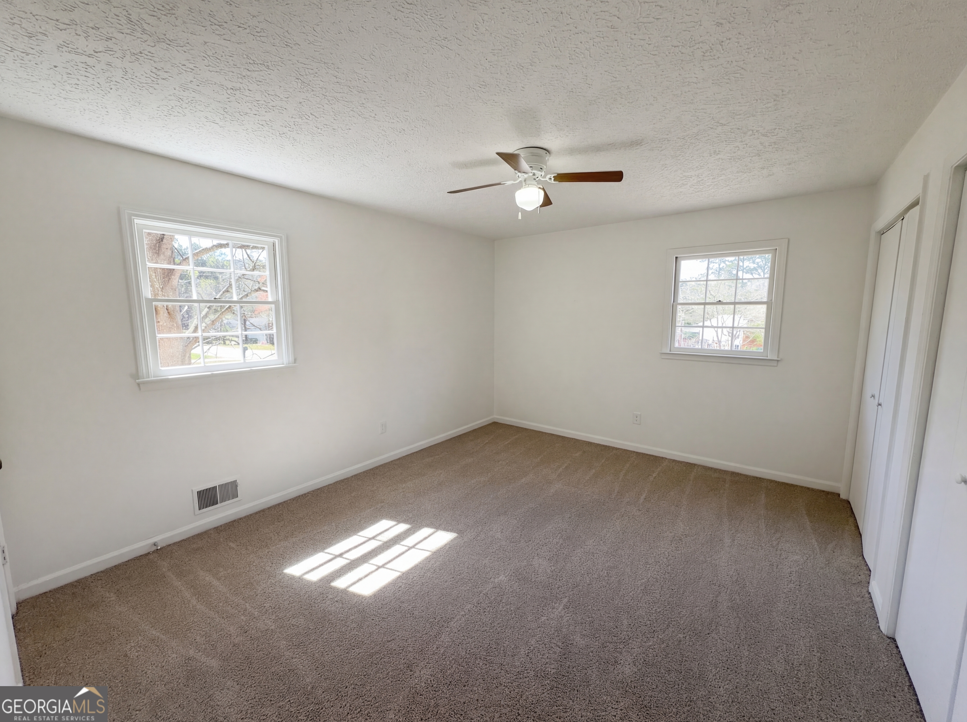 2006 Chelsea Lane Property Photo 10
