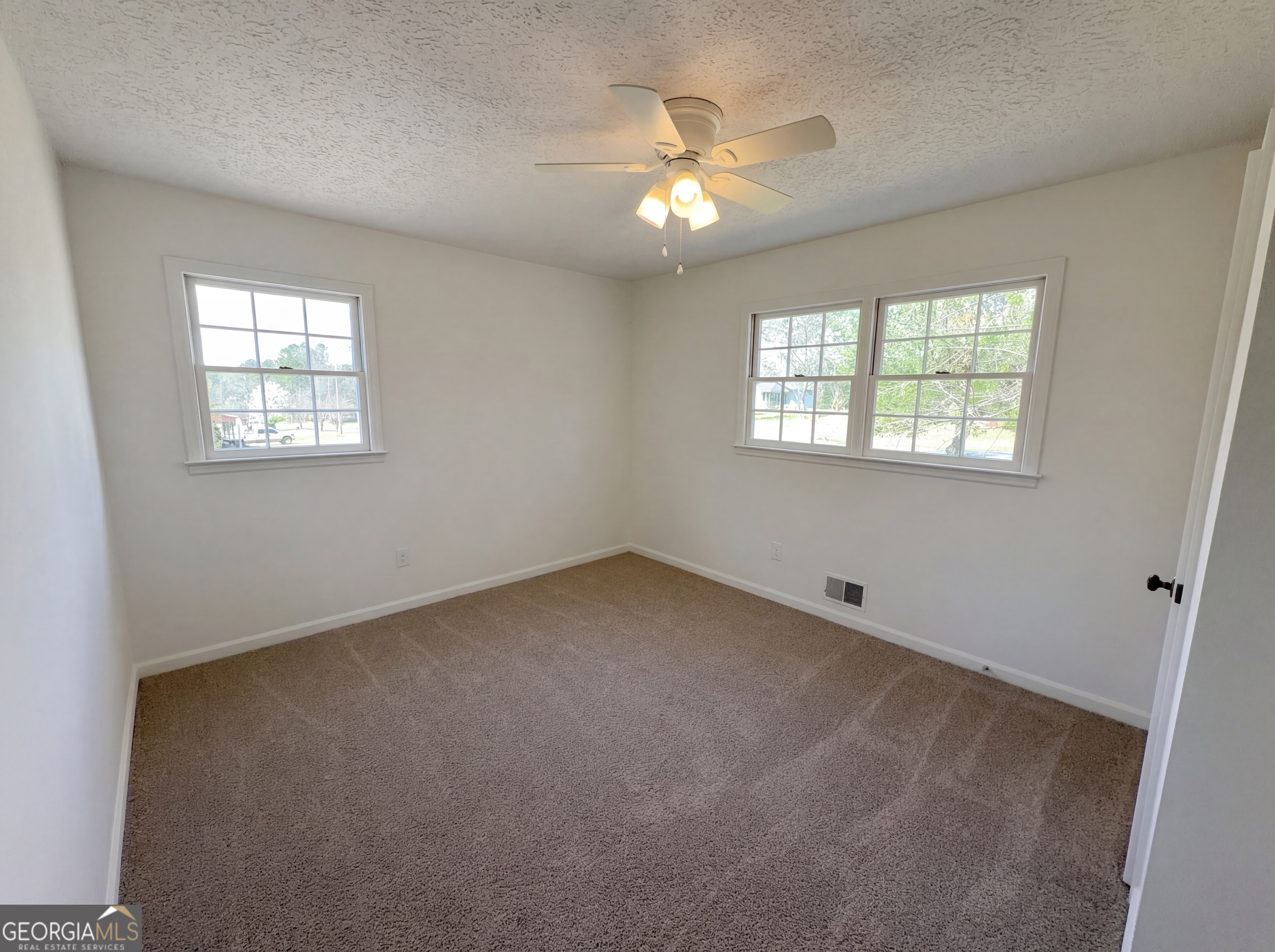 2006 Chelsea Lane Property Photo 12
