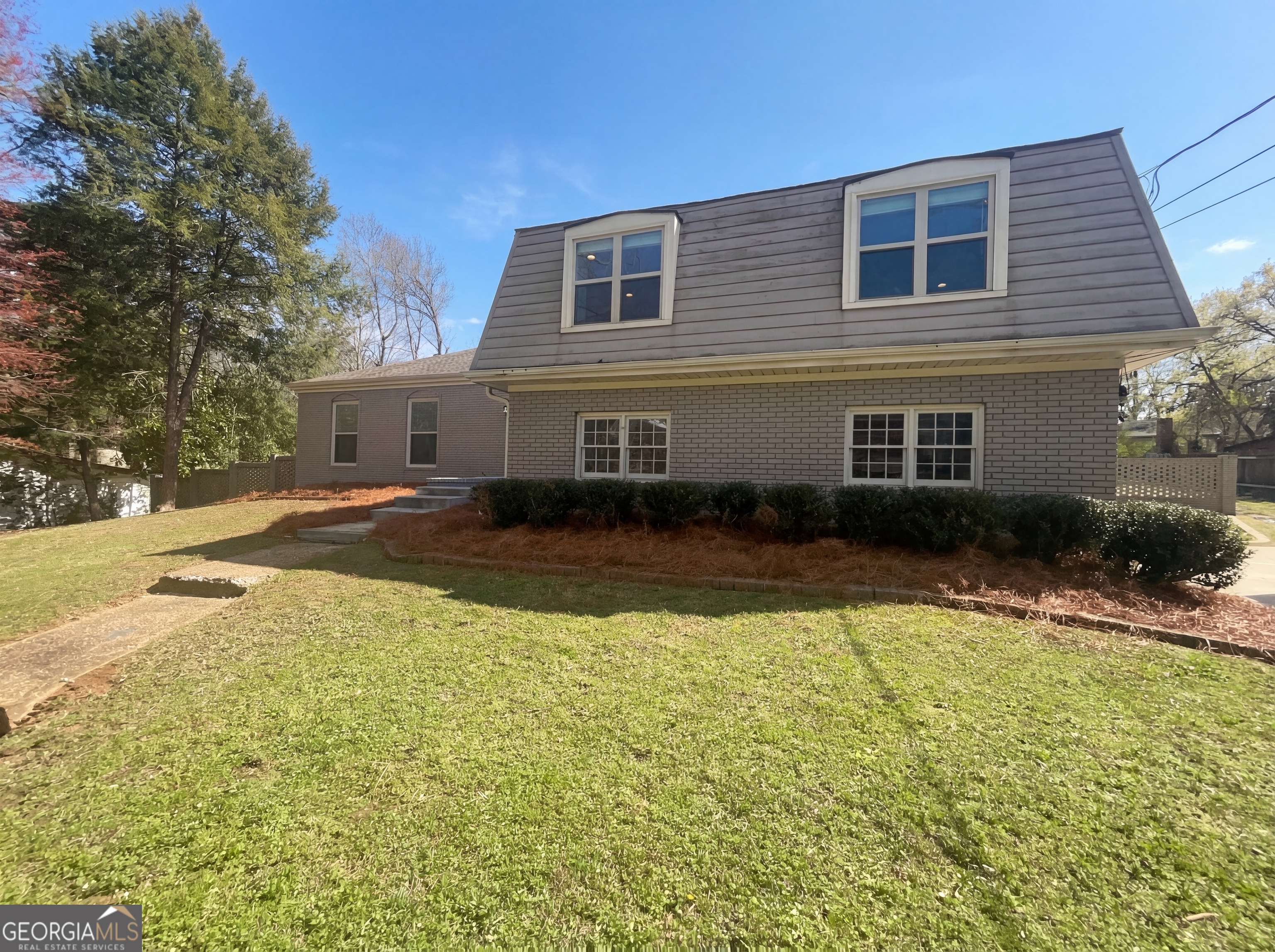 2770 Burtz Drive Property Photo 1