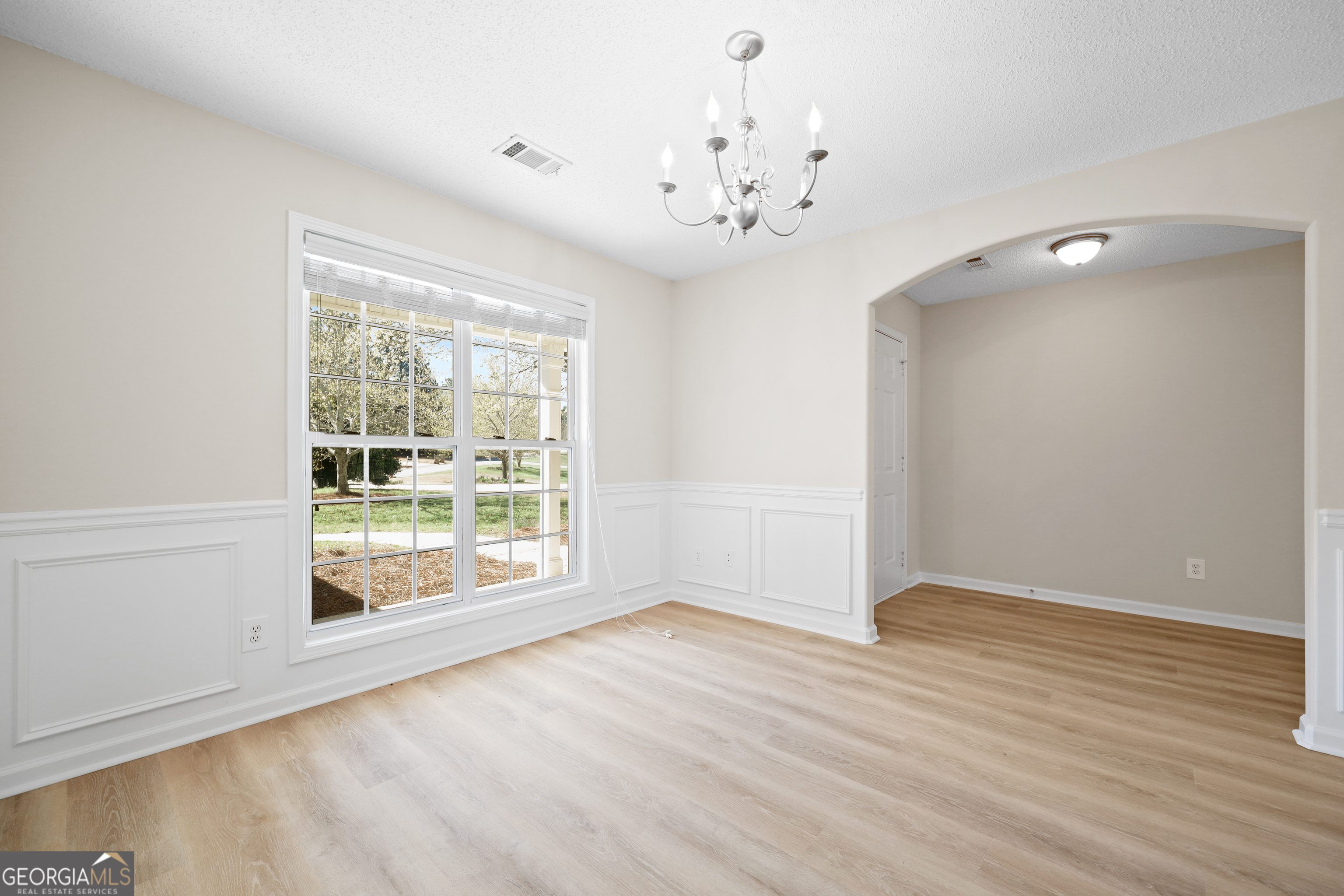 396 E Sycamore Drive Property Photo 13