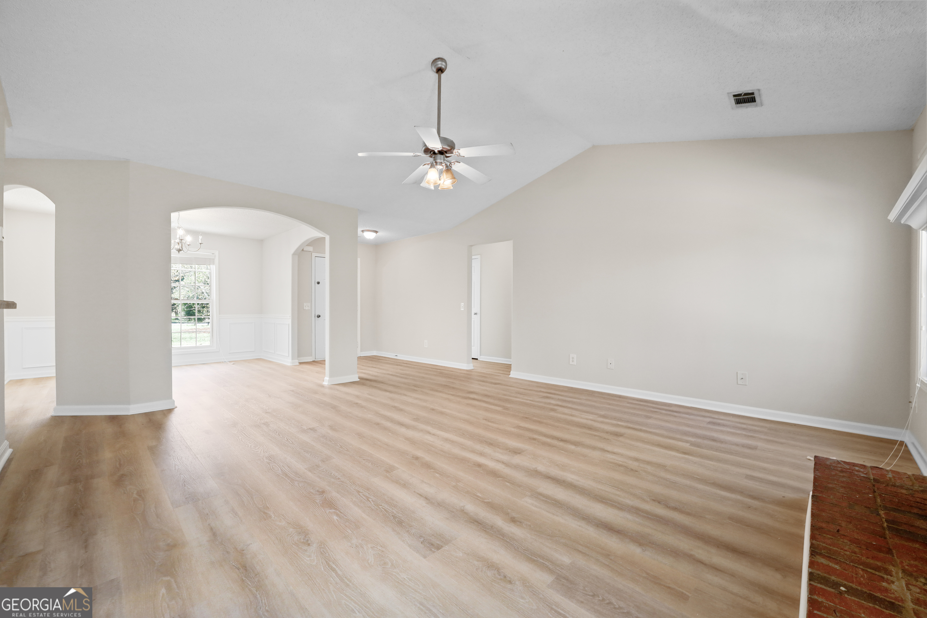 396 E Sycamore Drive Property Photo 15