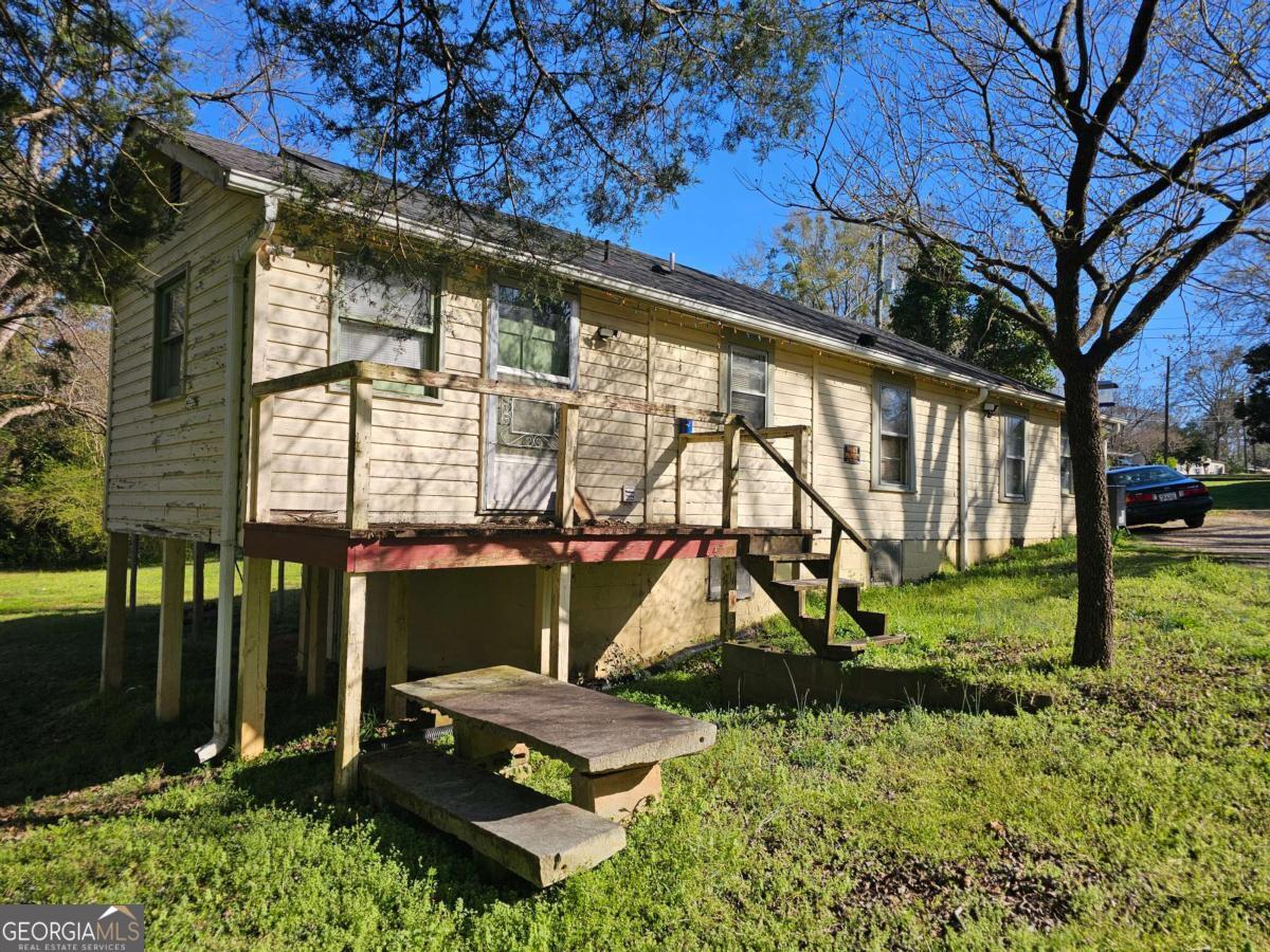 129 Brady Street Property Photo 10