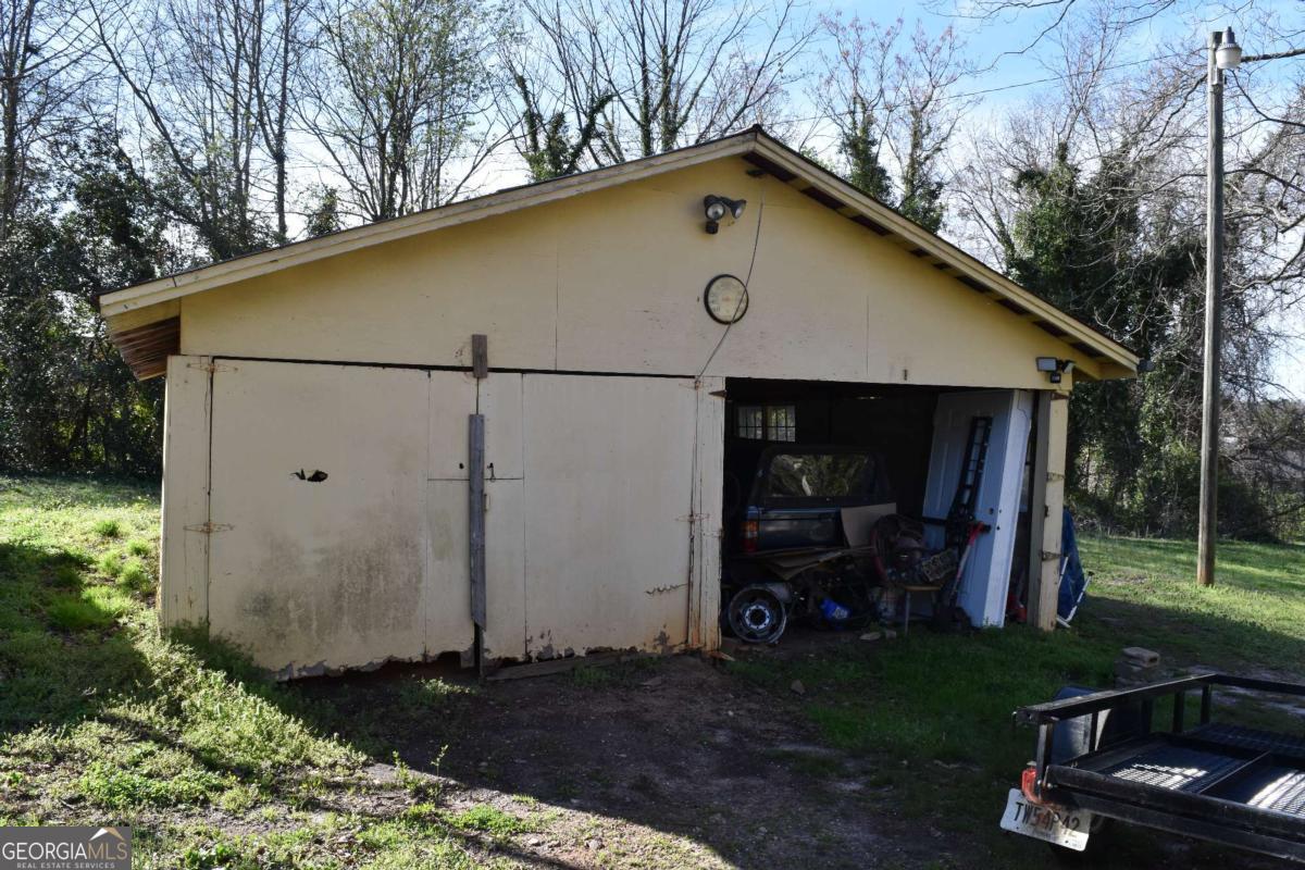 129 Brady Street Property Photo 18