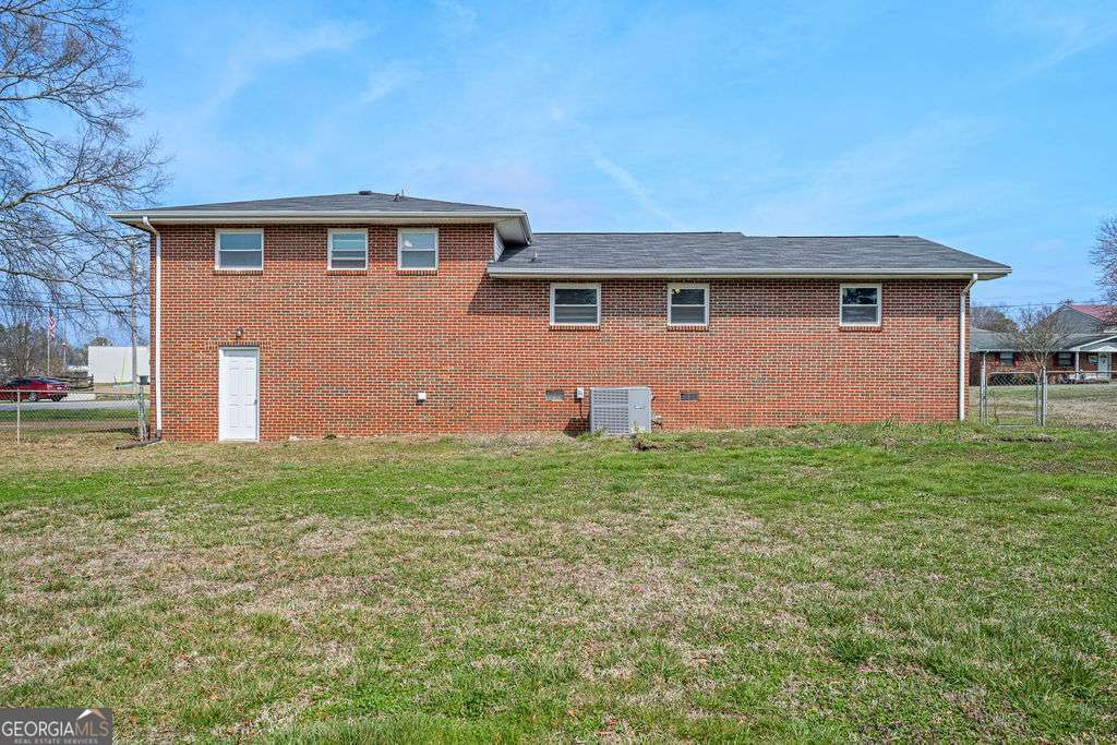 31 Jackson Way Property Photo 34