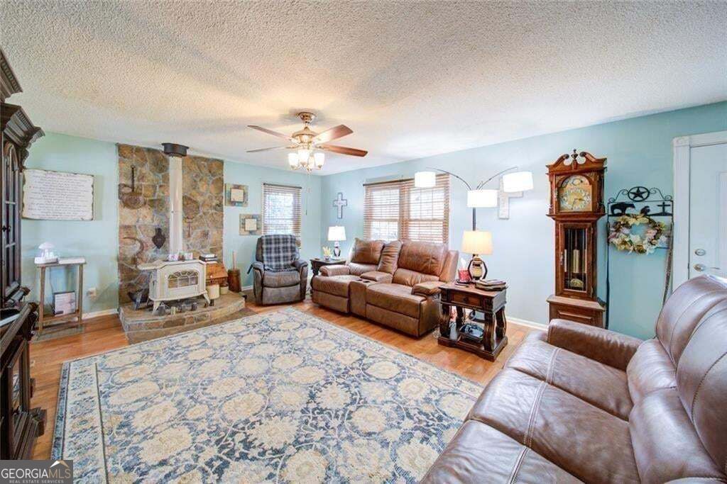 1268 Riverbend Road Property Photo 10