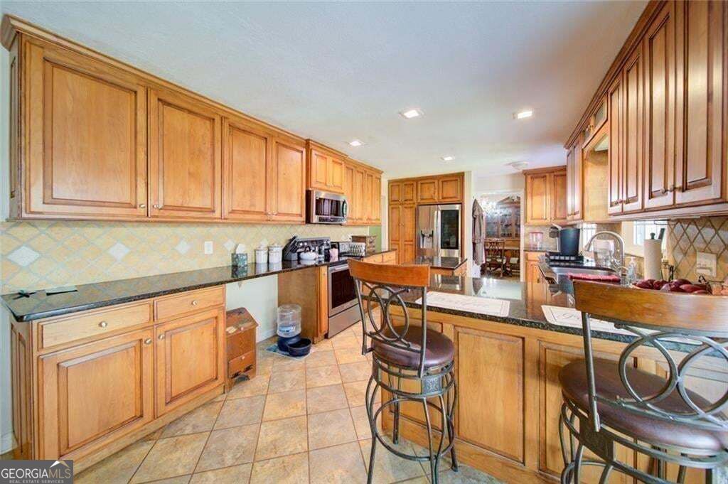 1268 Riverbend Road Property Photo 15