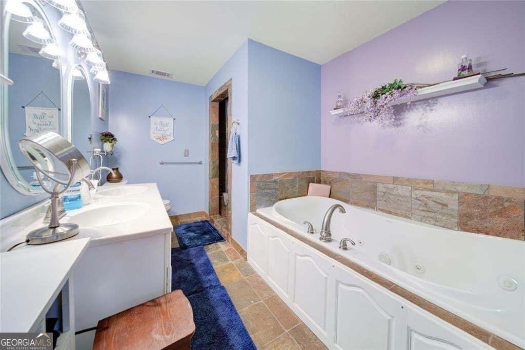 1268 Riverbend Road Property Photo 24
