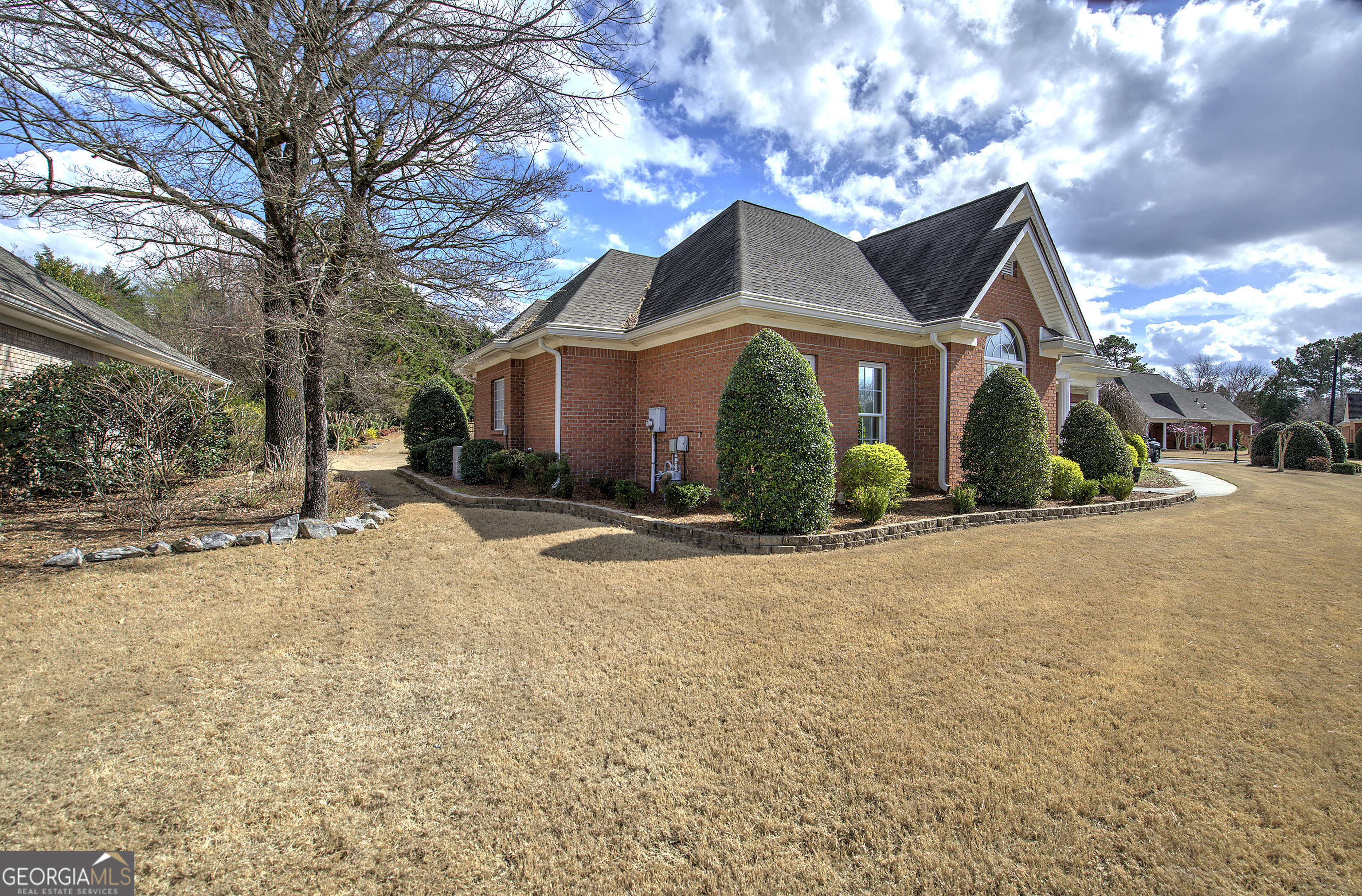 120 Vinings Way Se Property Photo 3