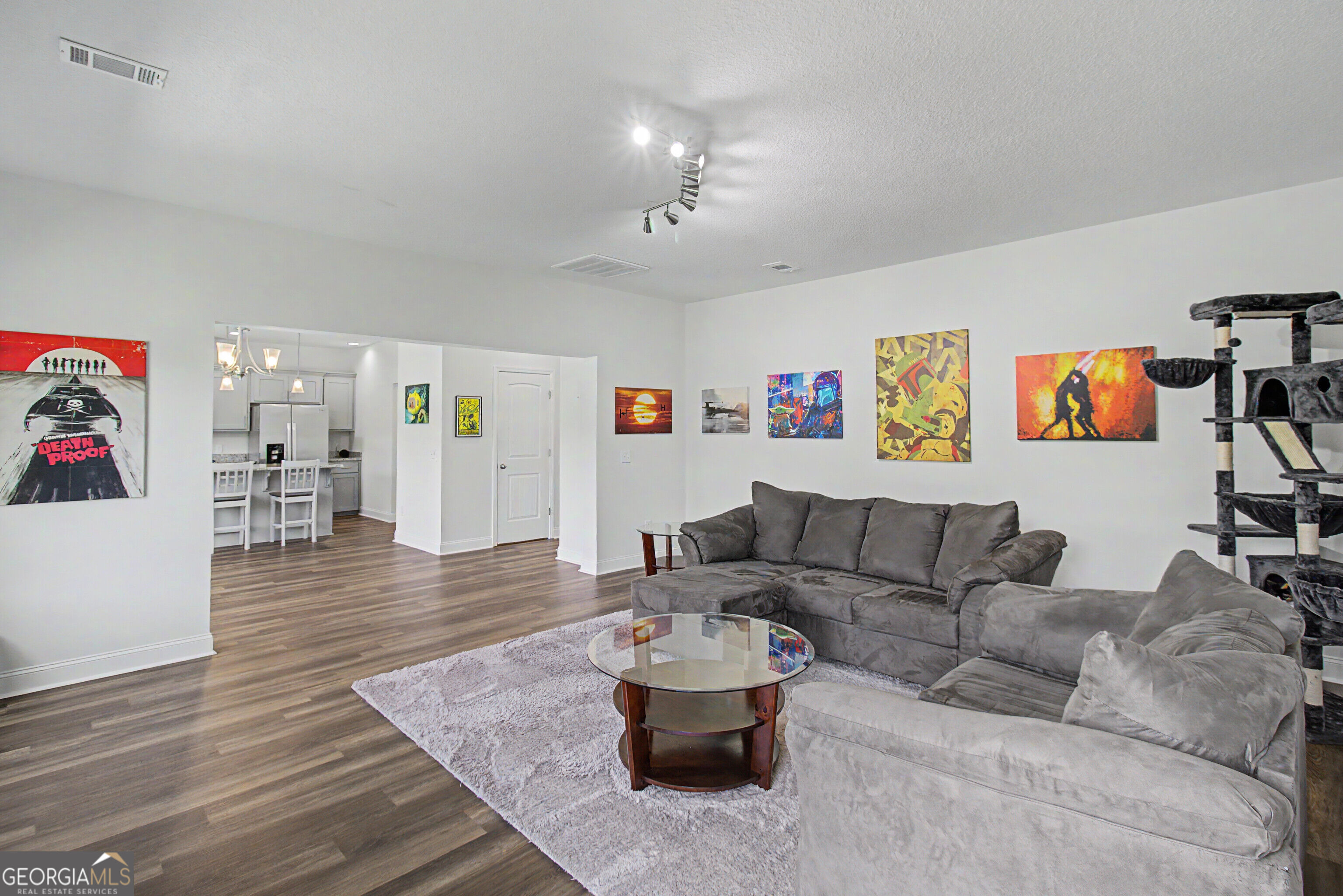 912 Meloney Drive Property Photo 15