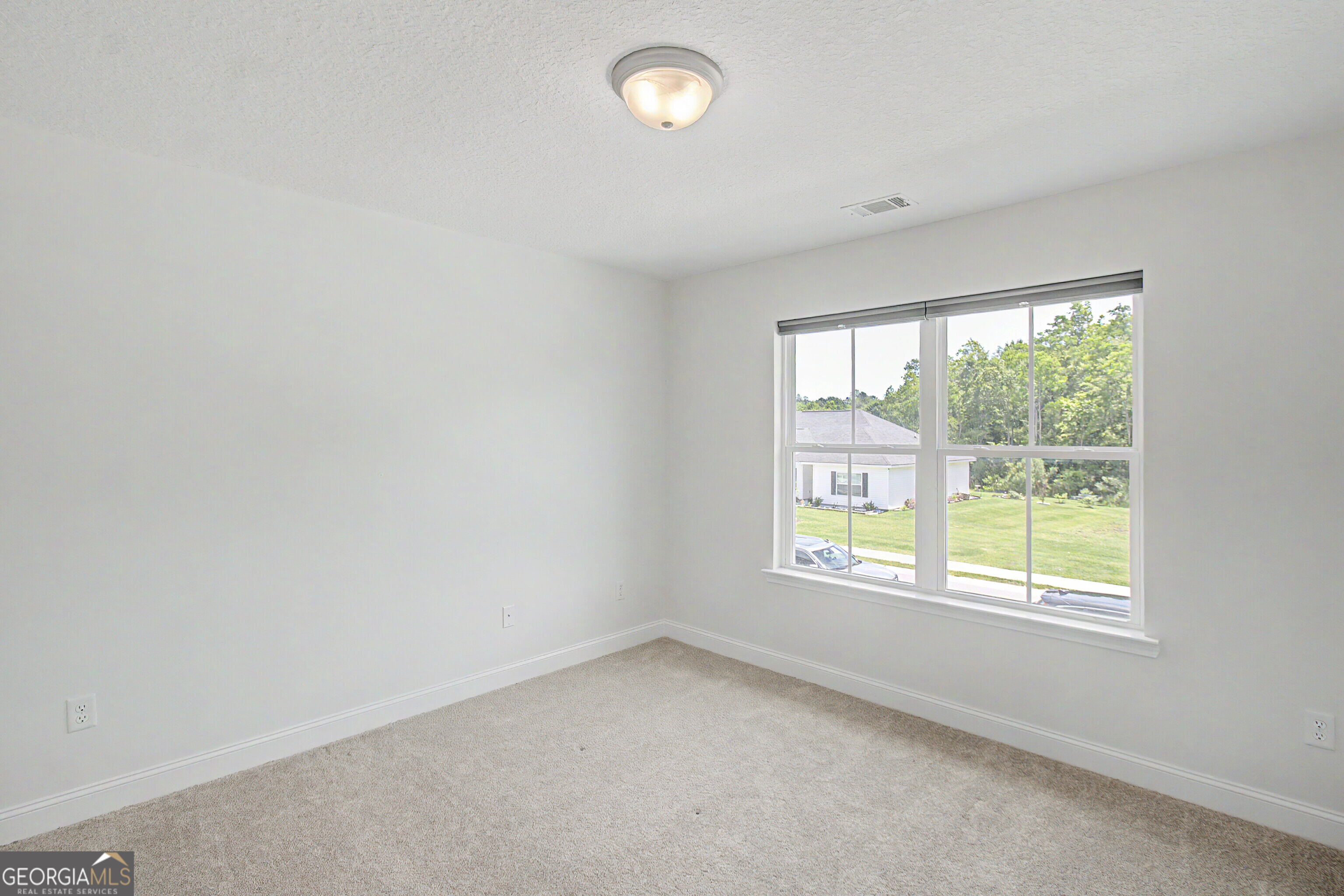 912 Meloney Drive Property Photo 16