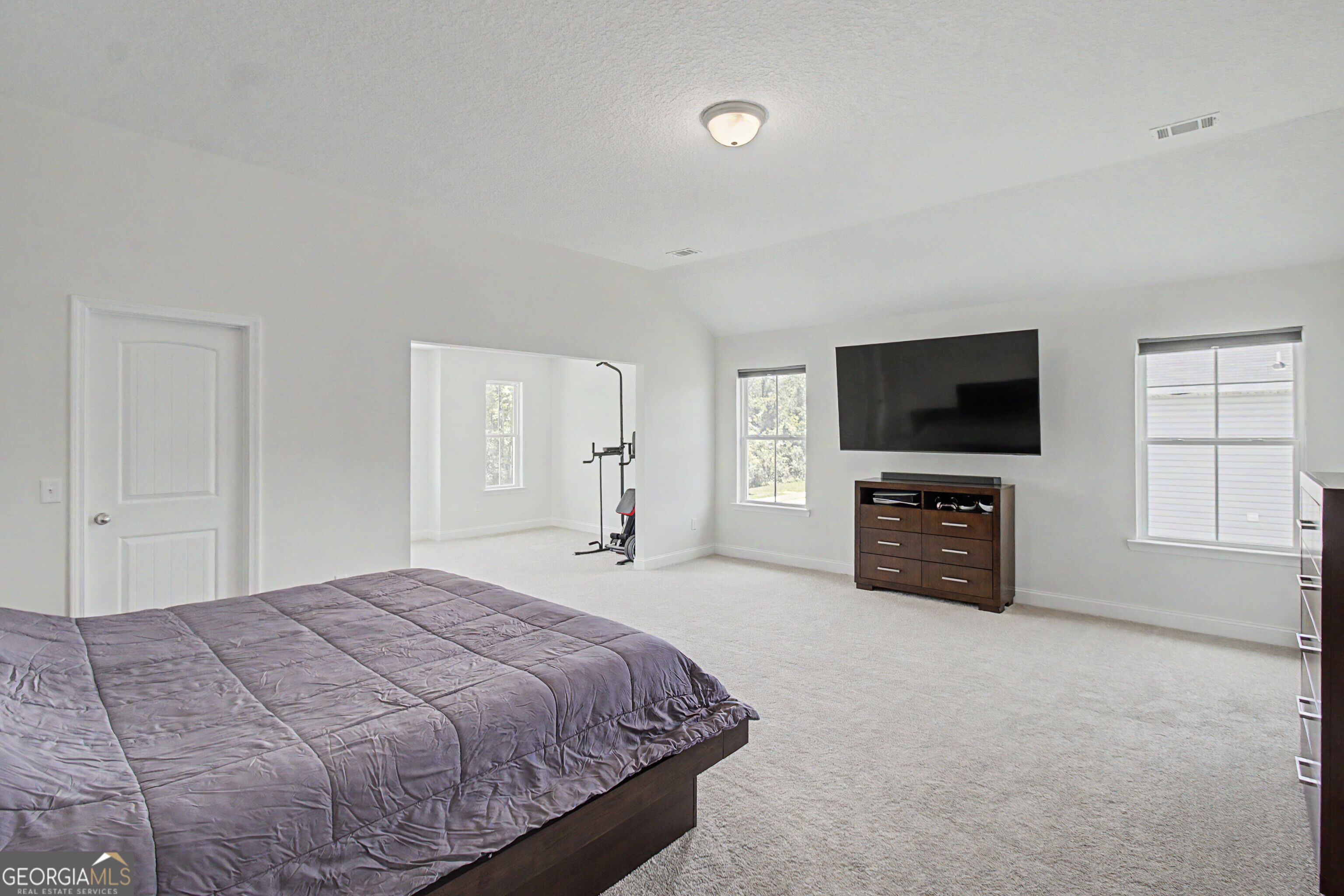912 Meloney Drive Property Photo 28