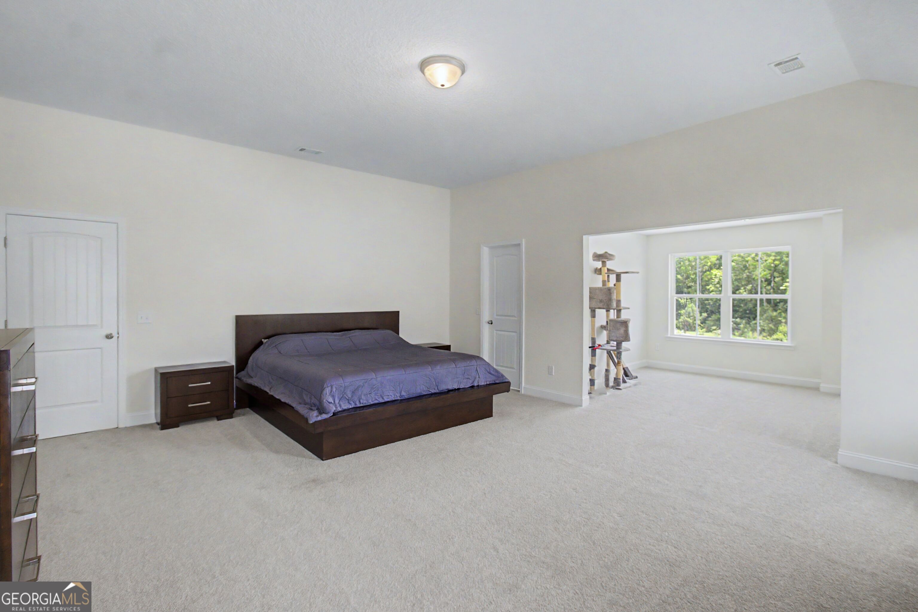 912 Meloney Drive Property Photo 29