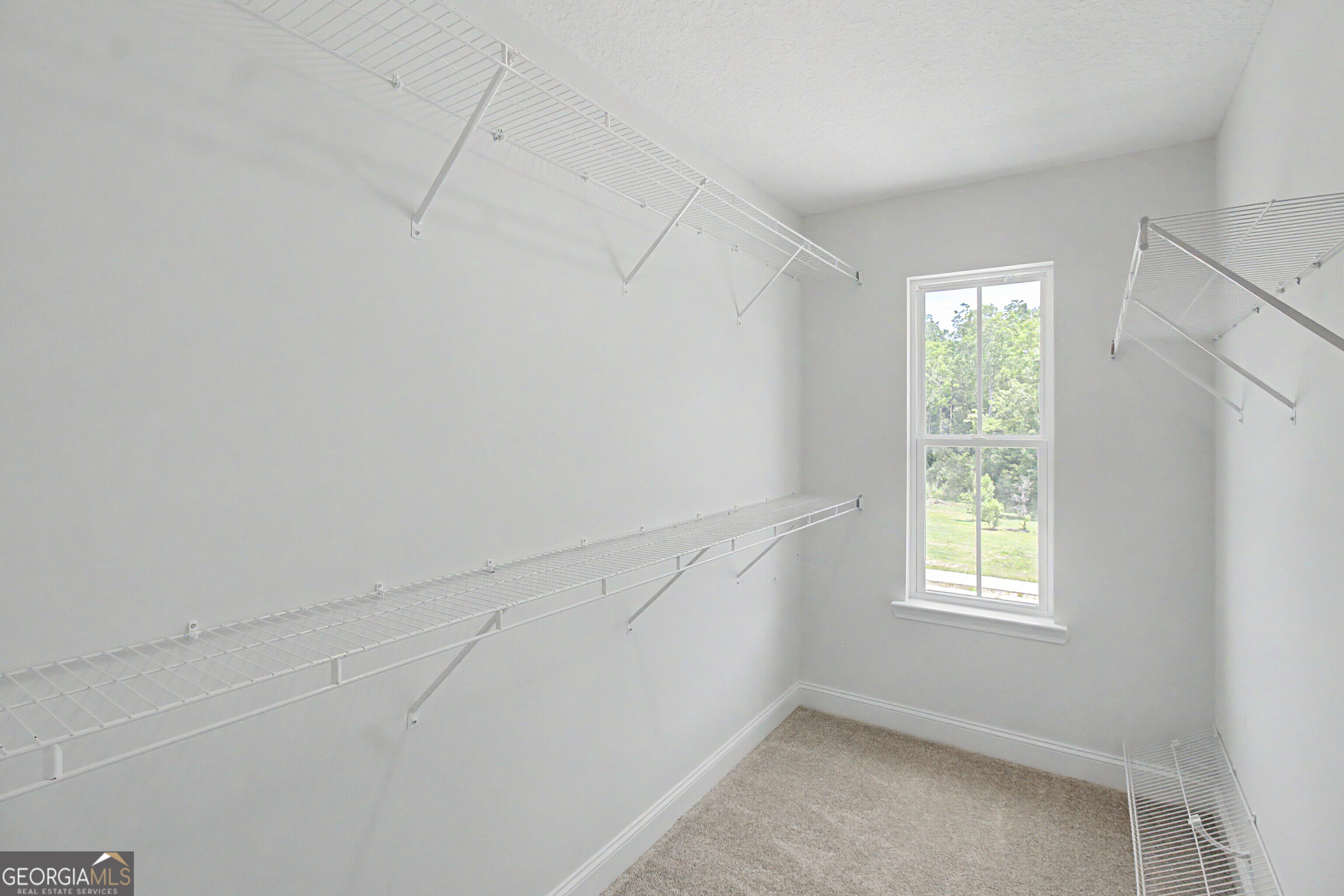 912 Meloney Drive Property Photo 33