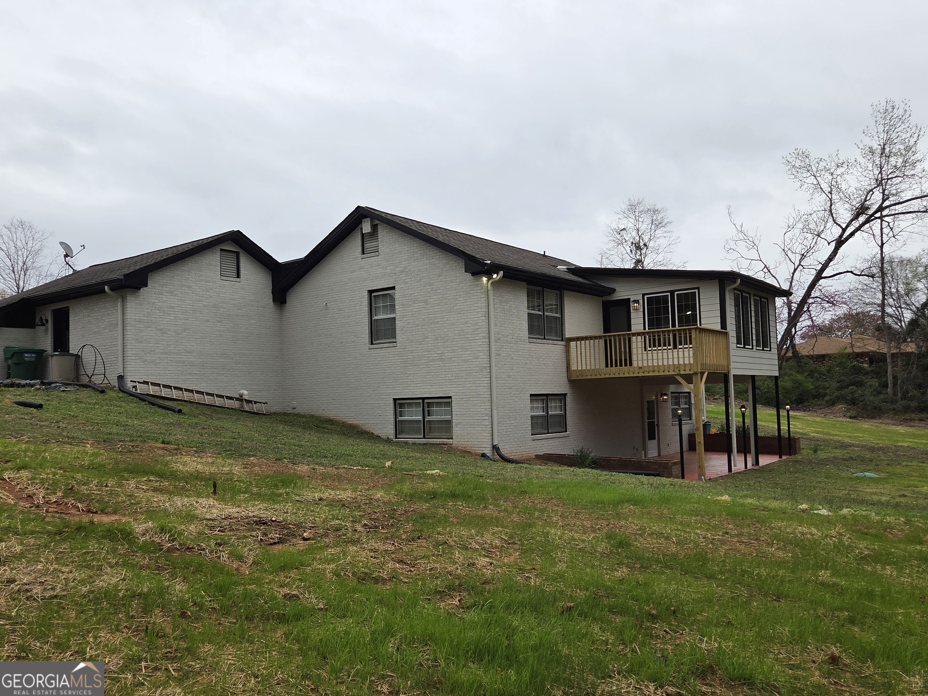 1012 Highway 332 Property Photo 7