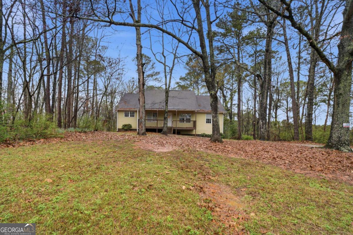 4435 Old Fairburn Road Property Photo 1