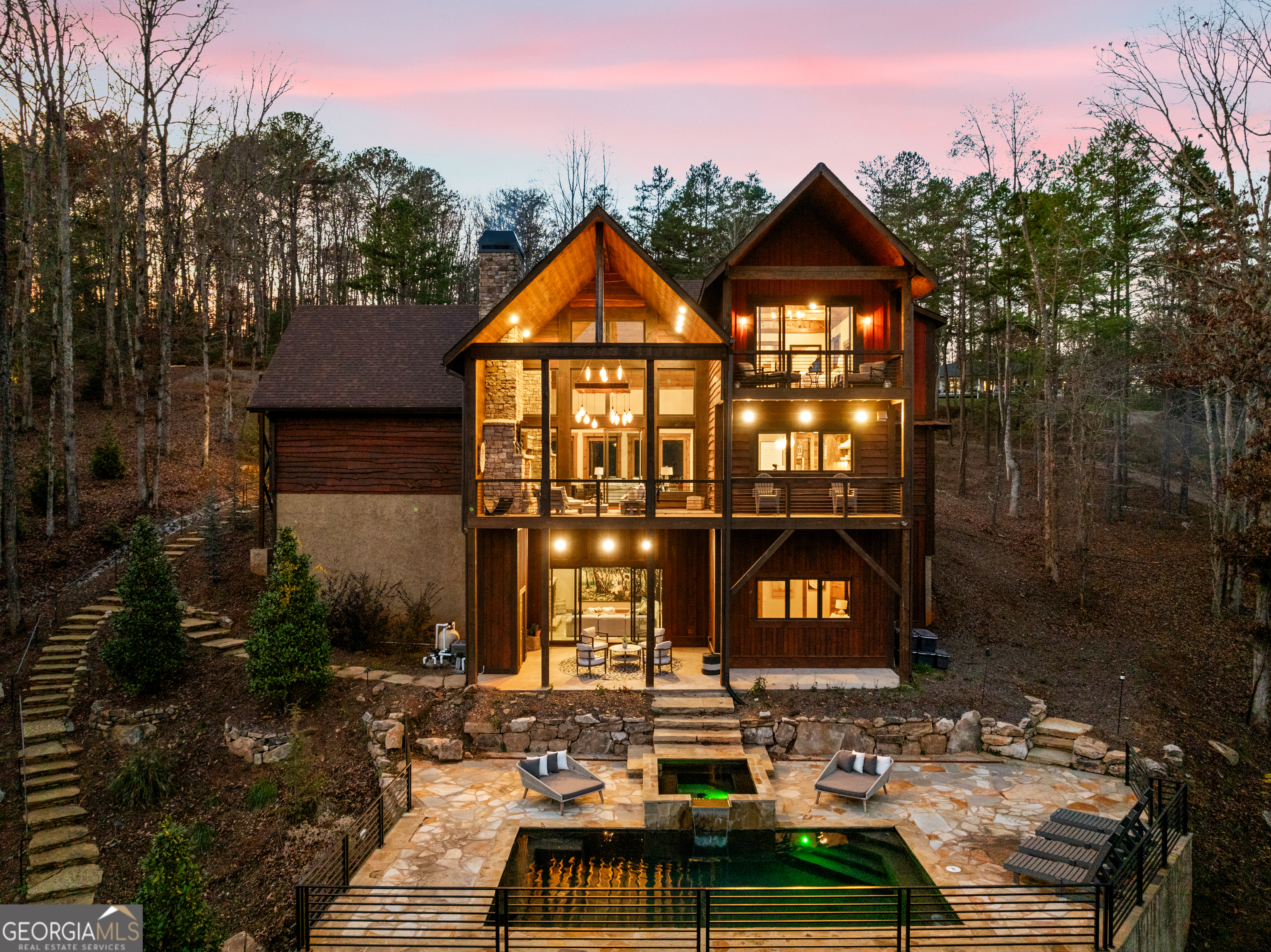 450 Miracle Lane