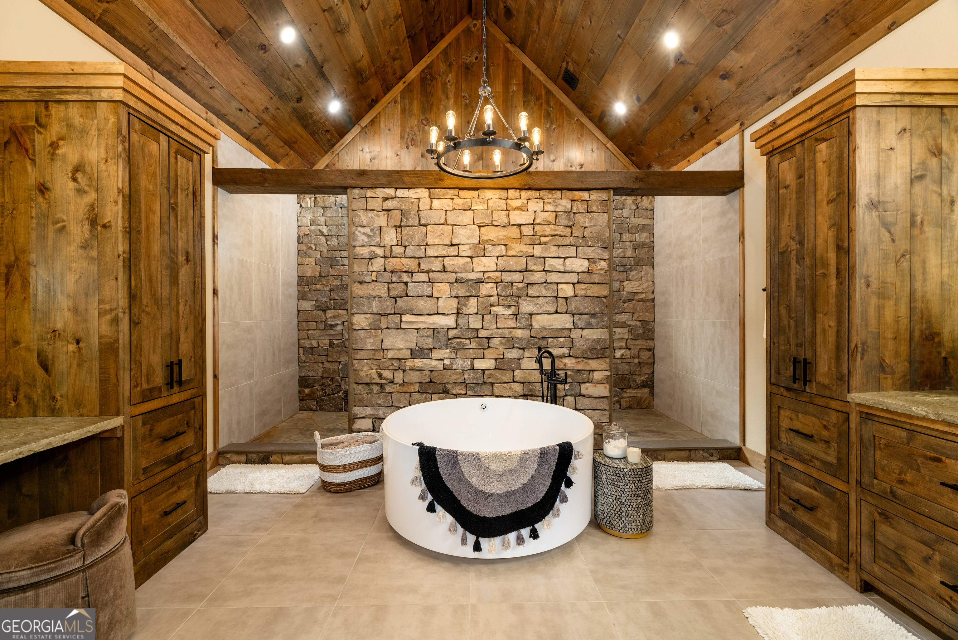 450 Miracle Lane Property Photo 45