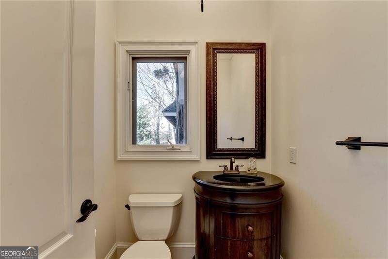 2035 Derby Lane Property Photo 40