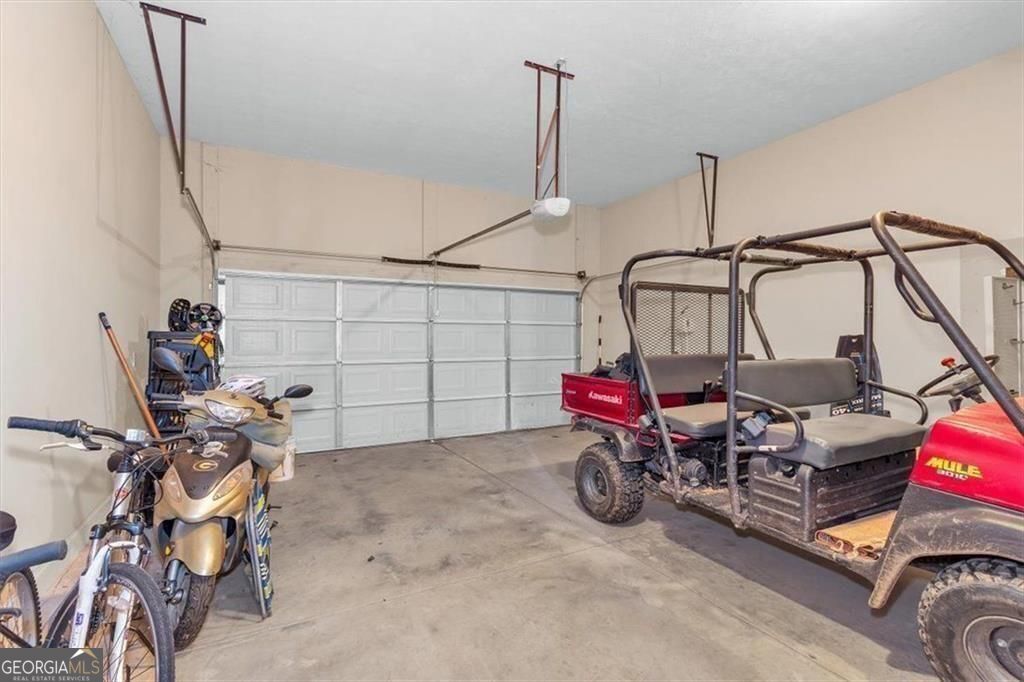 1075 Willow Way Property Photo 39