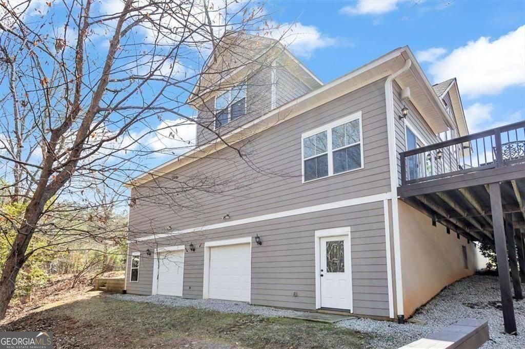 1075 Willow Way Property Photo 42