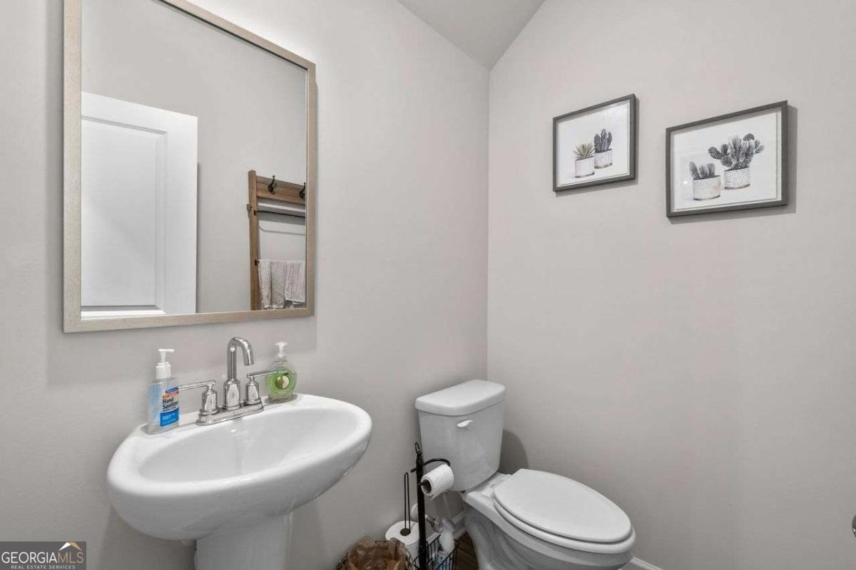 1729 Hyssop Boulevard Property Photo 13