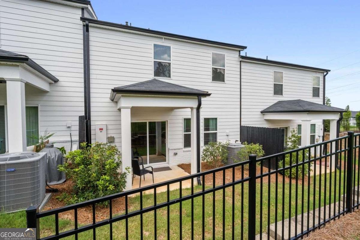 1729 Hyssop Boulevard Property Photo 29
