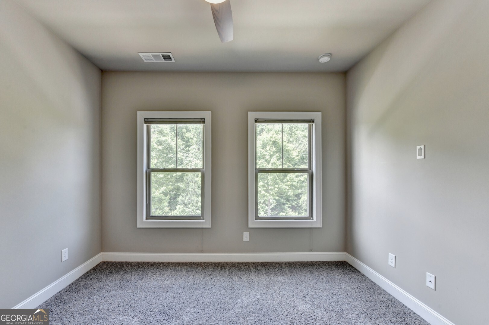610 Central Park Overlook Property Photo 56