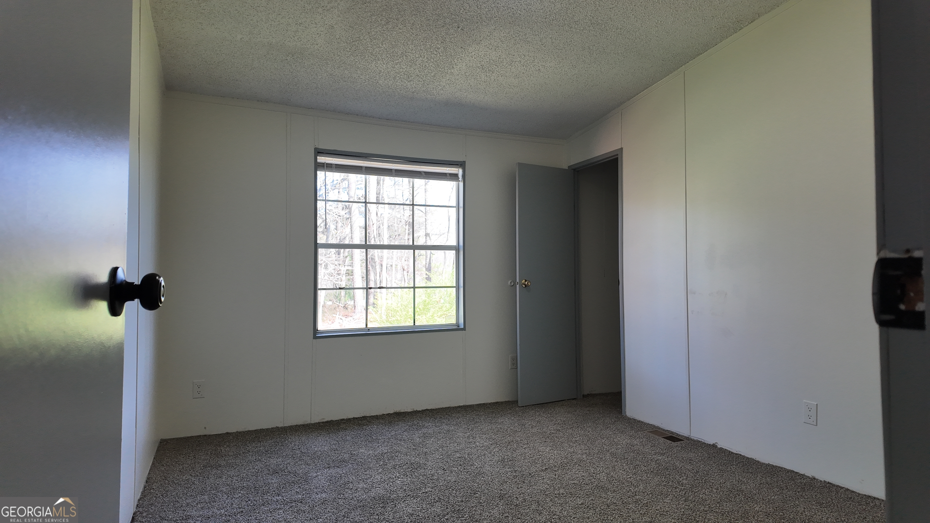 995 Highway 101 S Property Photo 26