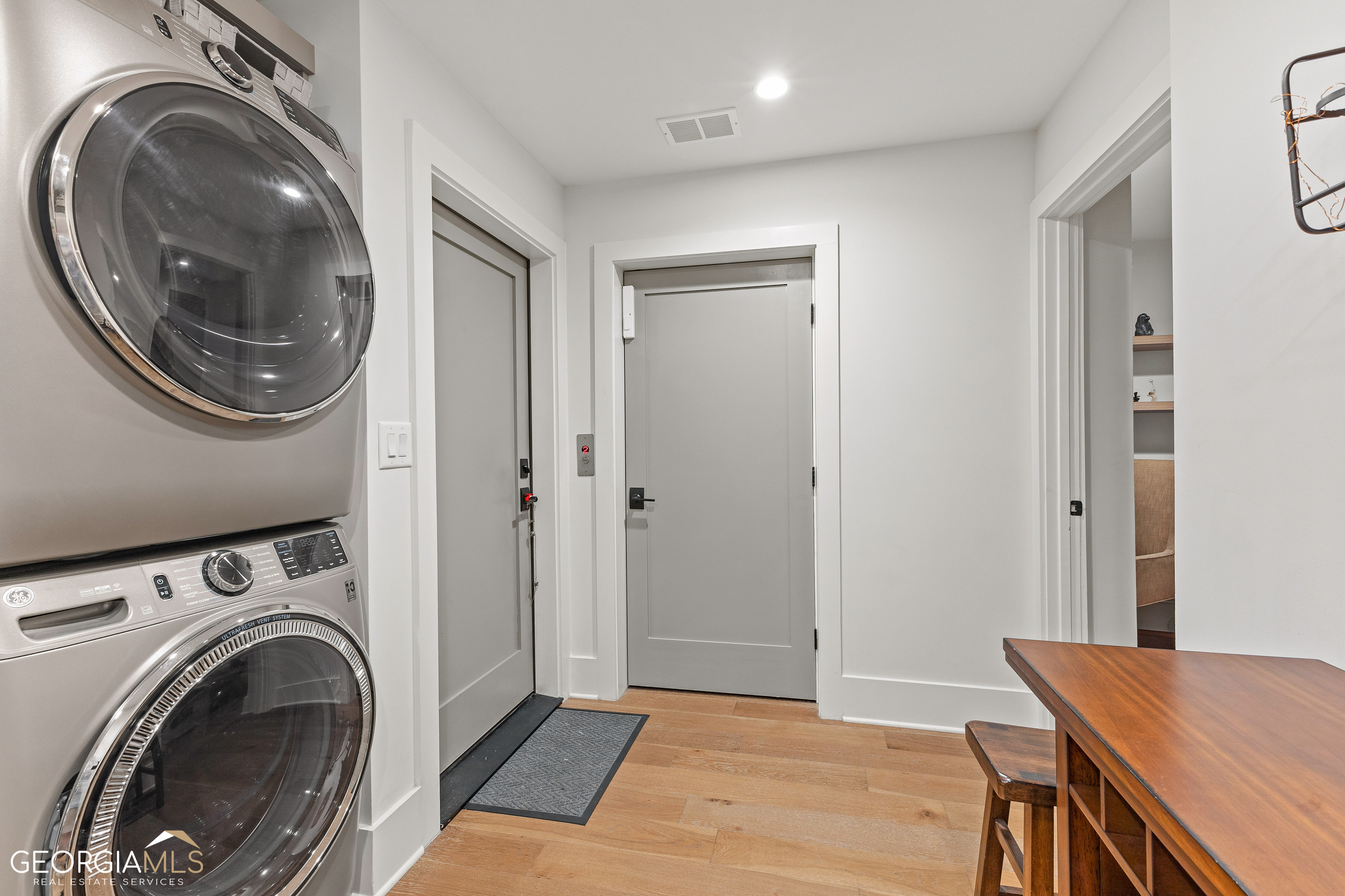 110 Glasgow Lane Property Photo 23